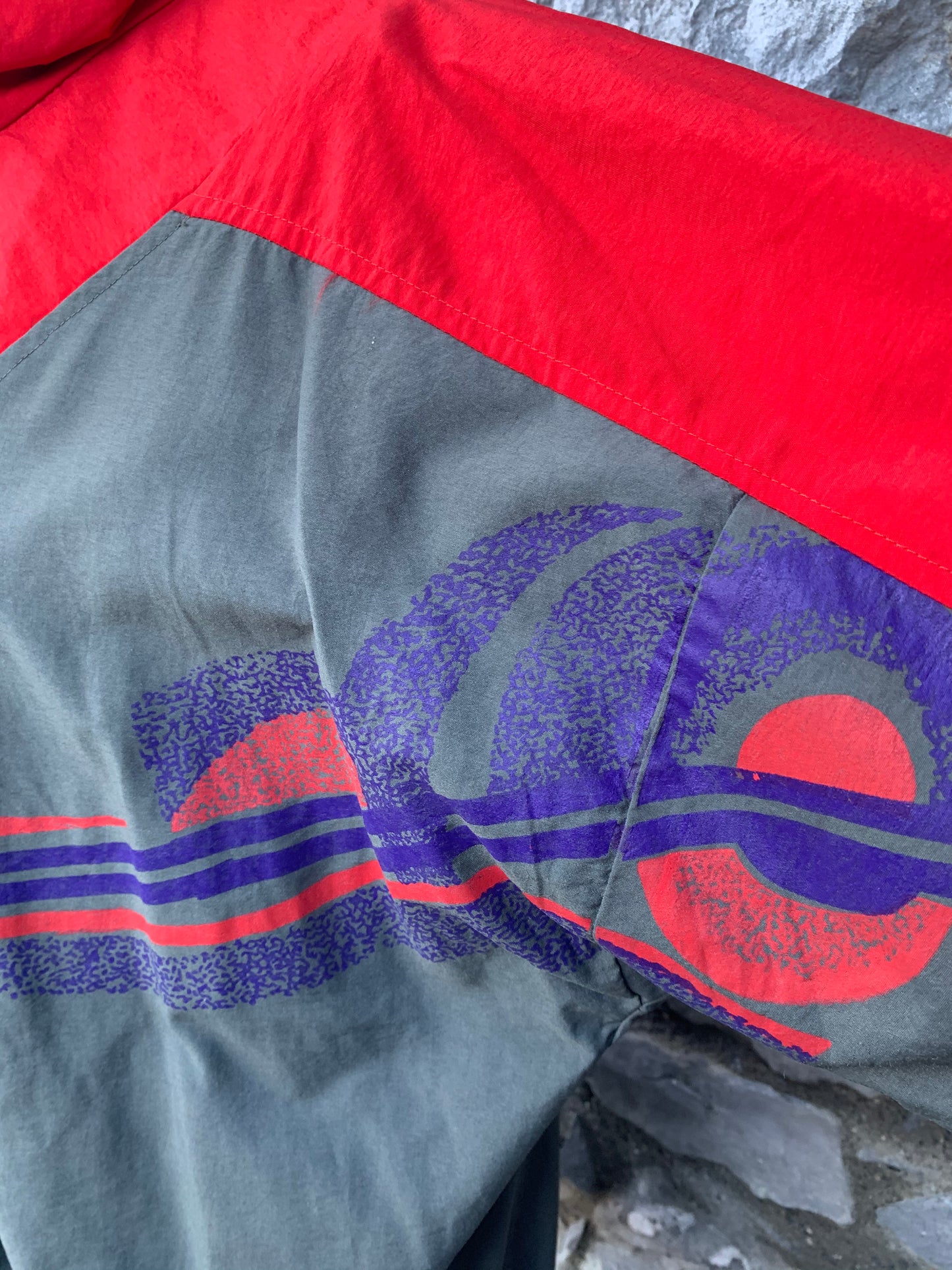80s red&grey windbreaker uk 12-14