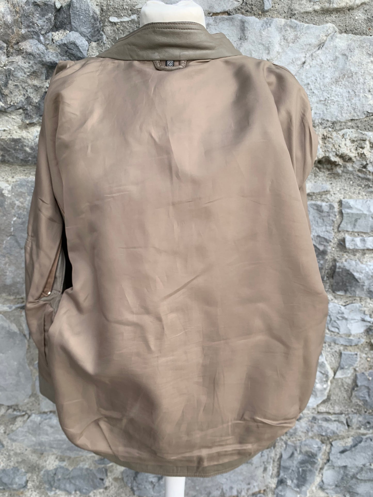 Beige leather jacket M/L
