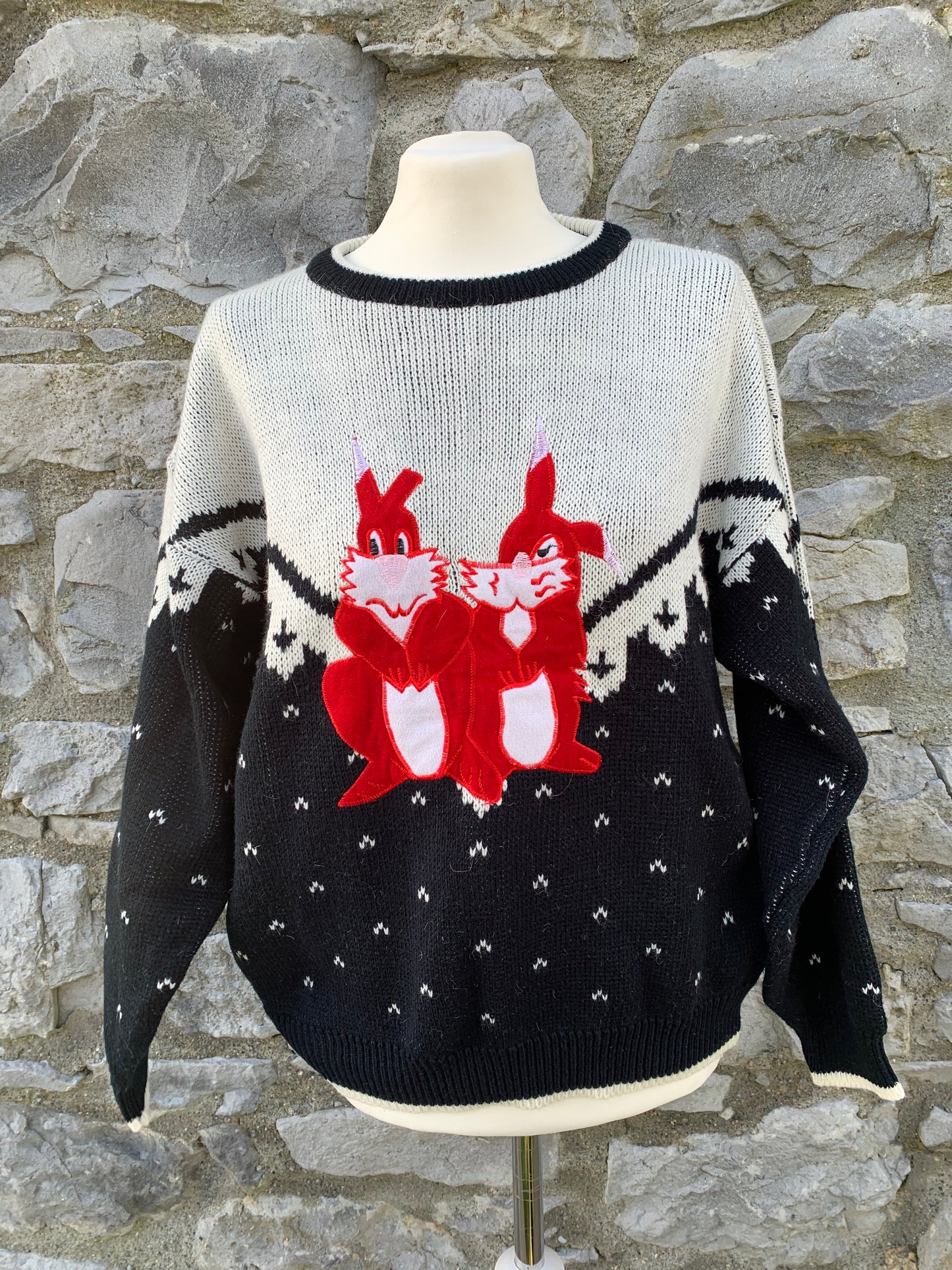 Black and white jumper with bunnies uk 10-14