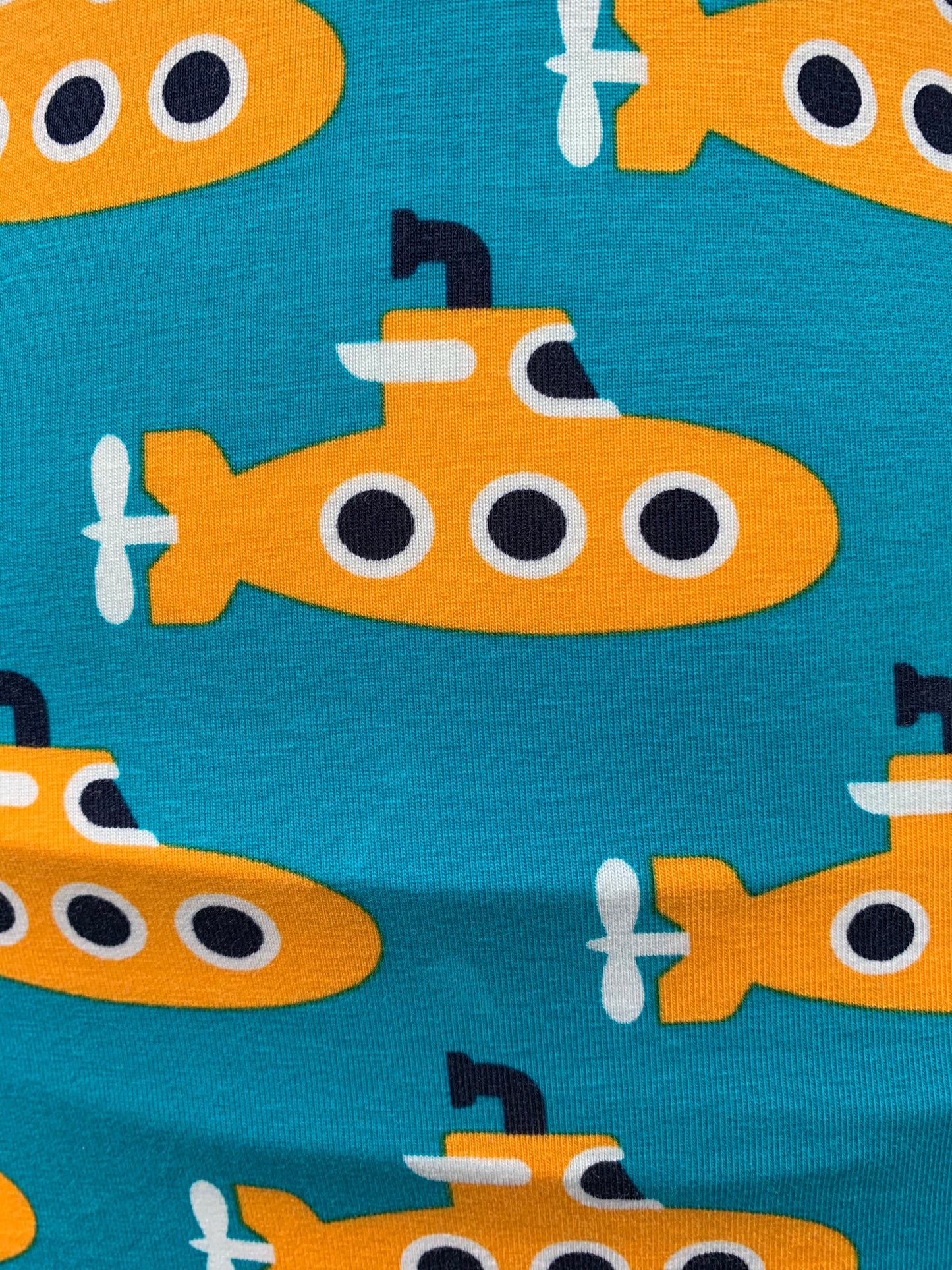 Submarines top uk 6-8