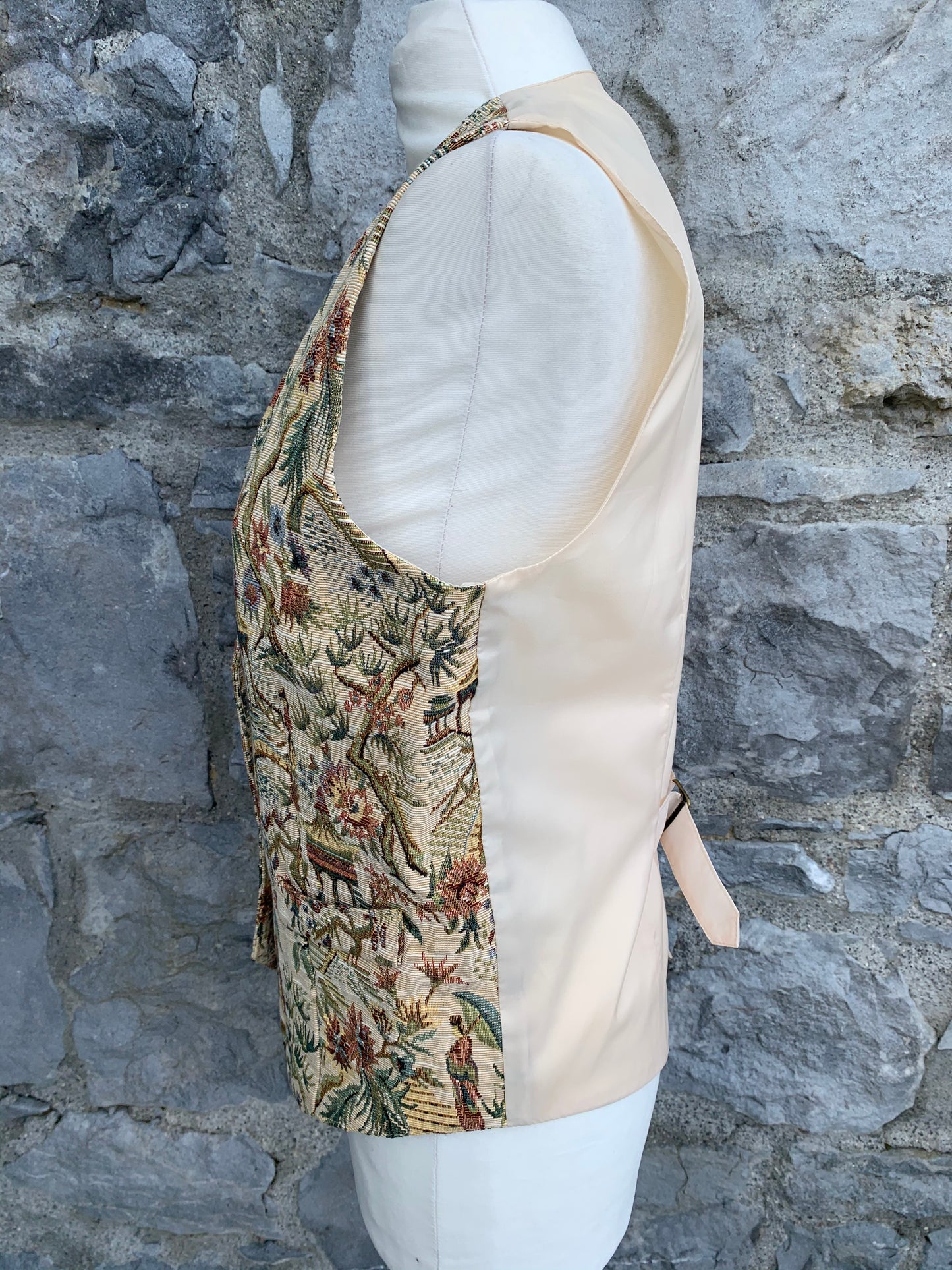 Tapestry waistcoat uk 10-12