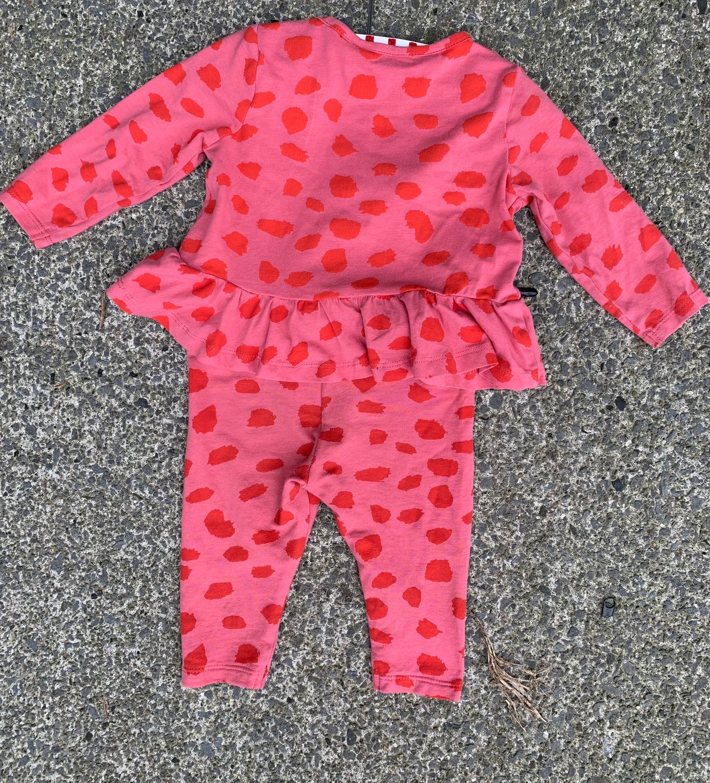 Pink spotty set 4-6m (62-68cm)