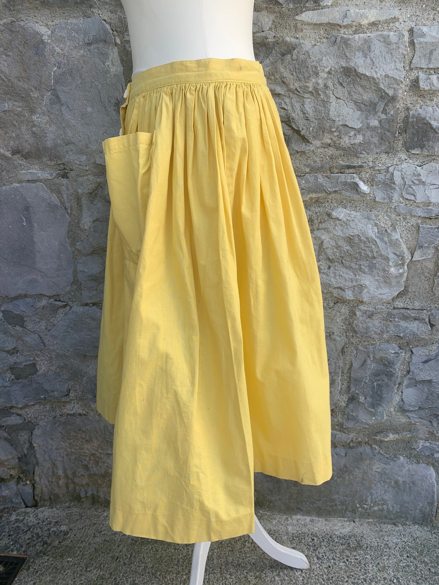 Yellow skirt with heart buttons uk 10