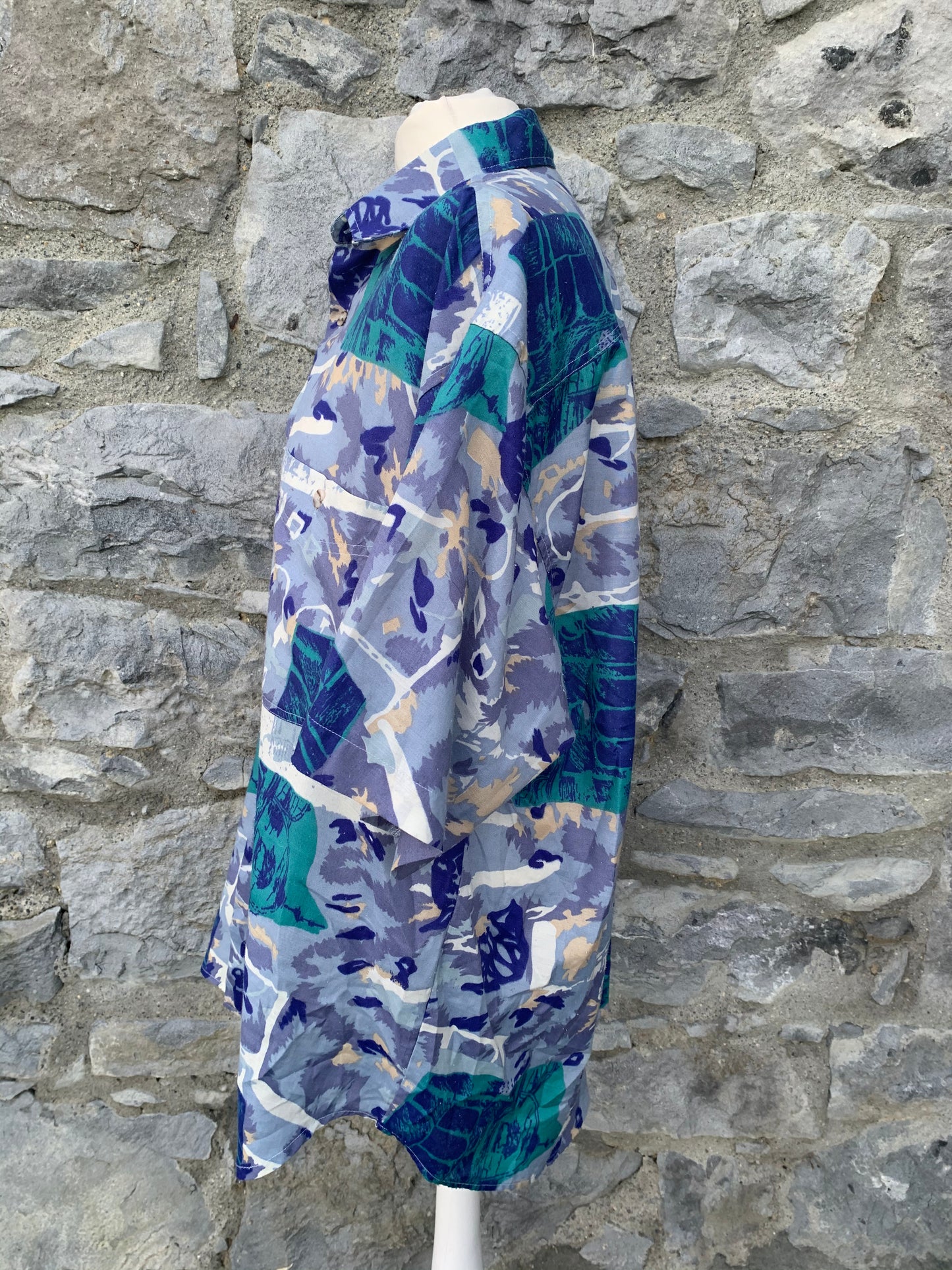 Kappahl 90s light abstract shirt Large
