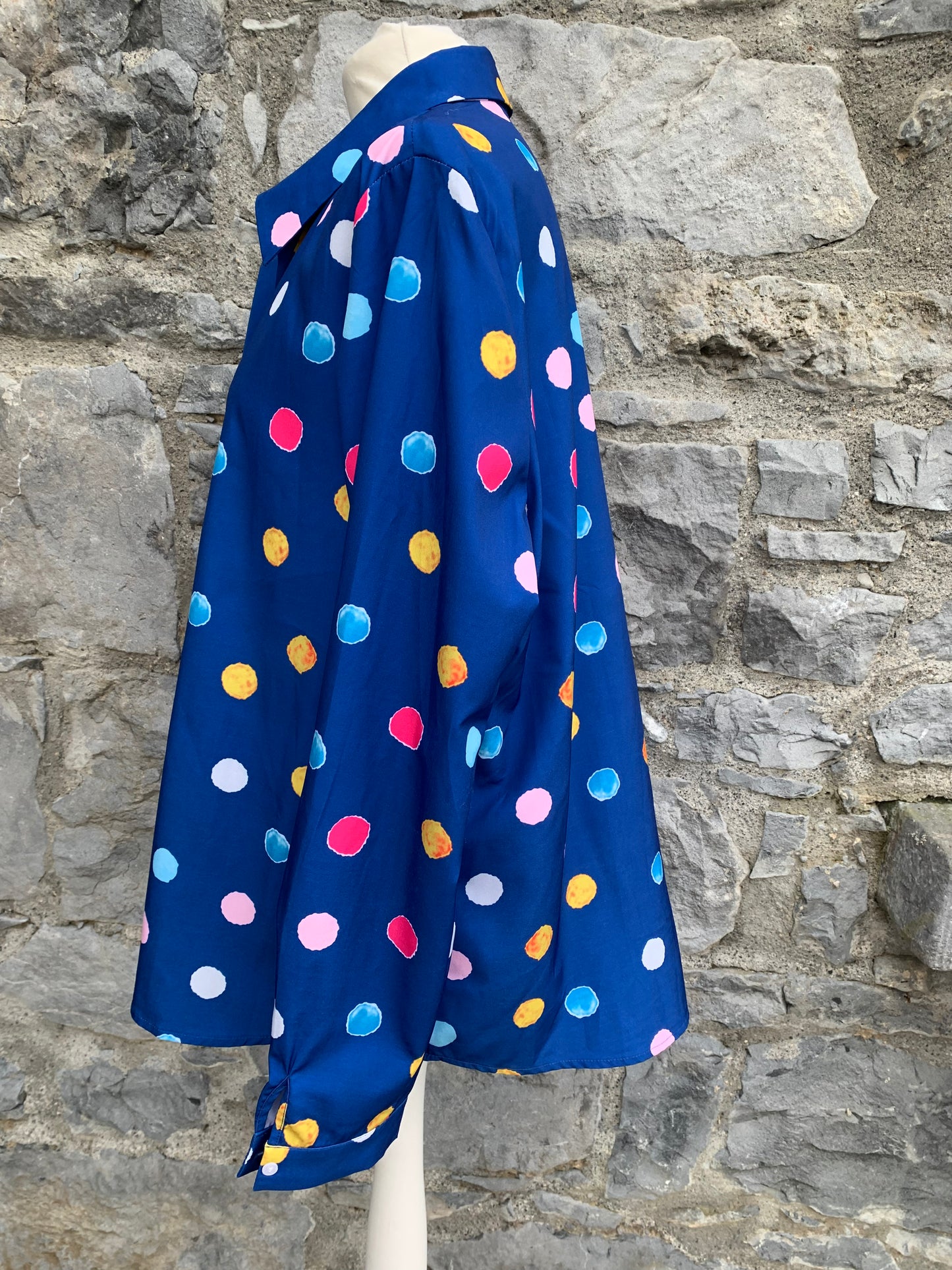Big dots shirt uk 18-20