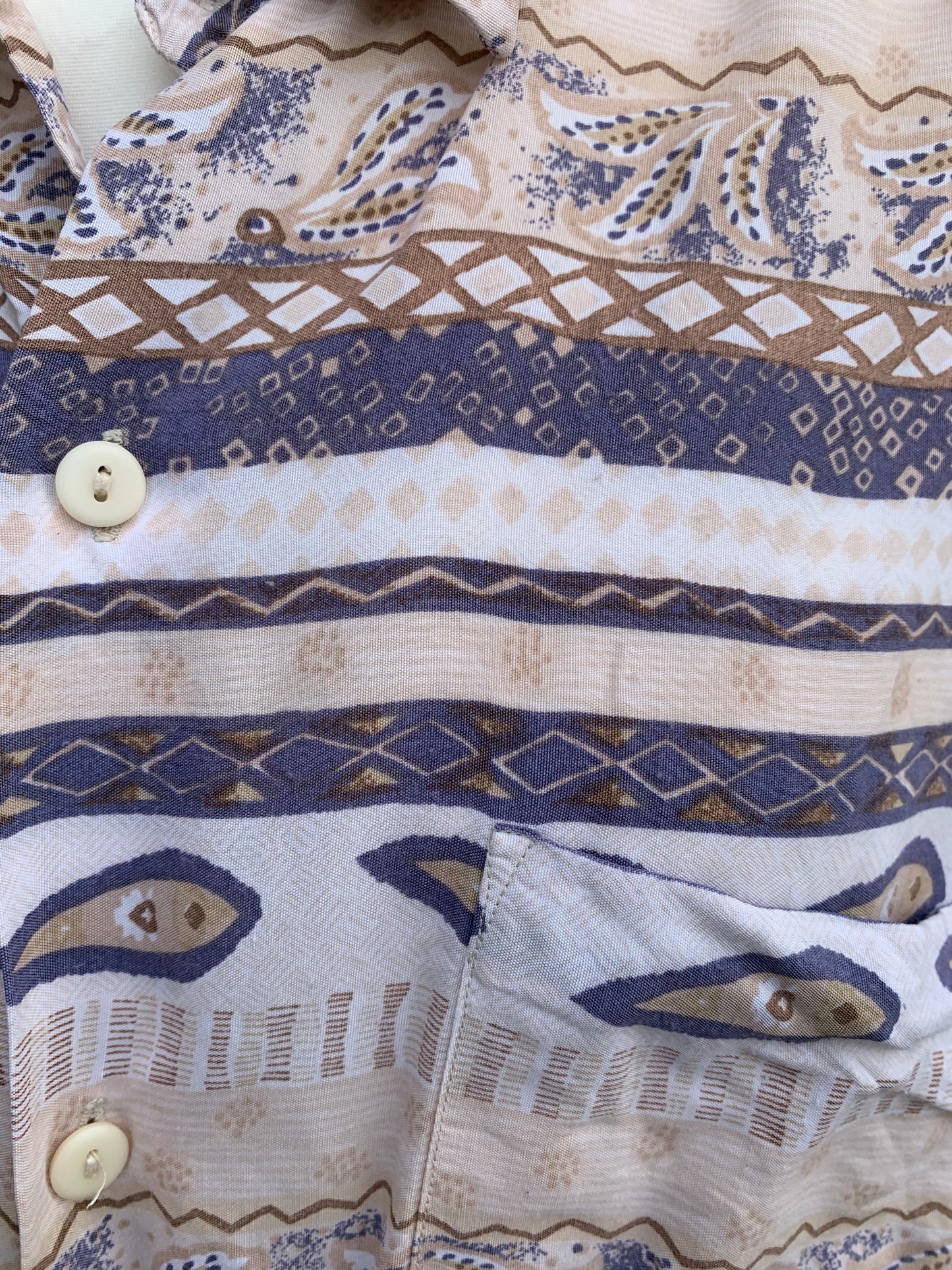 Adventure 90s stripy beige shirt Medium