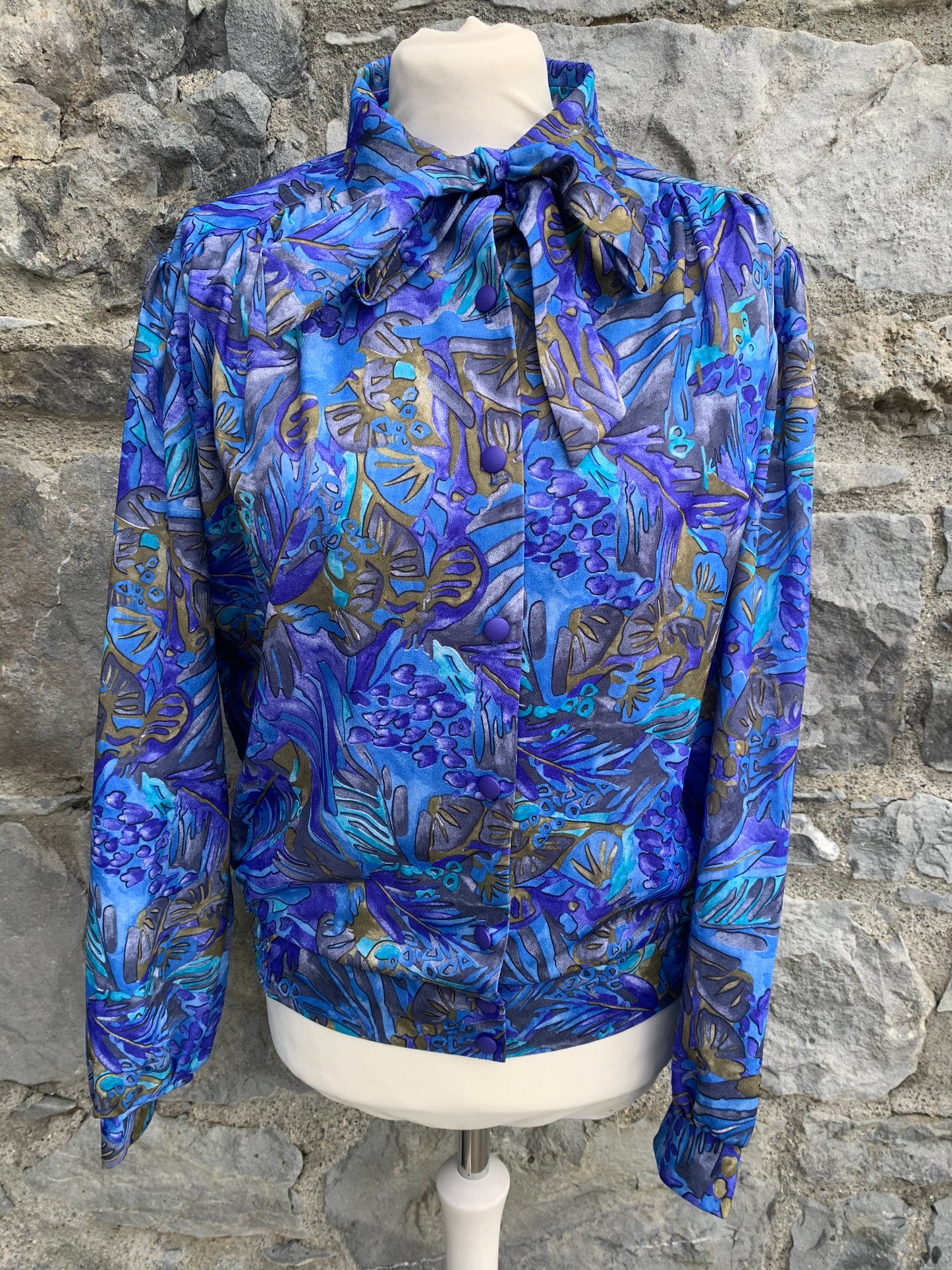 Blue blouse with a bow uk 16