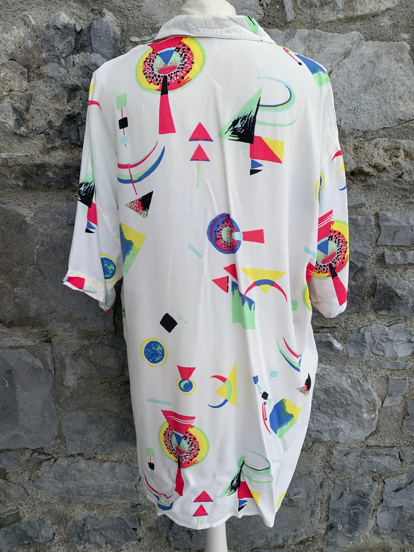 Tru 80s abstract white shirt uk 14-16