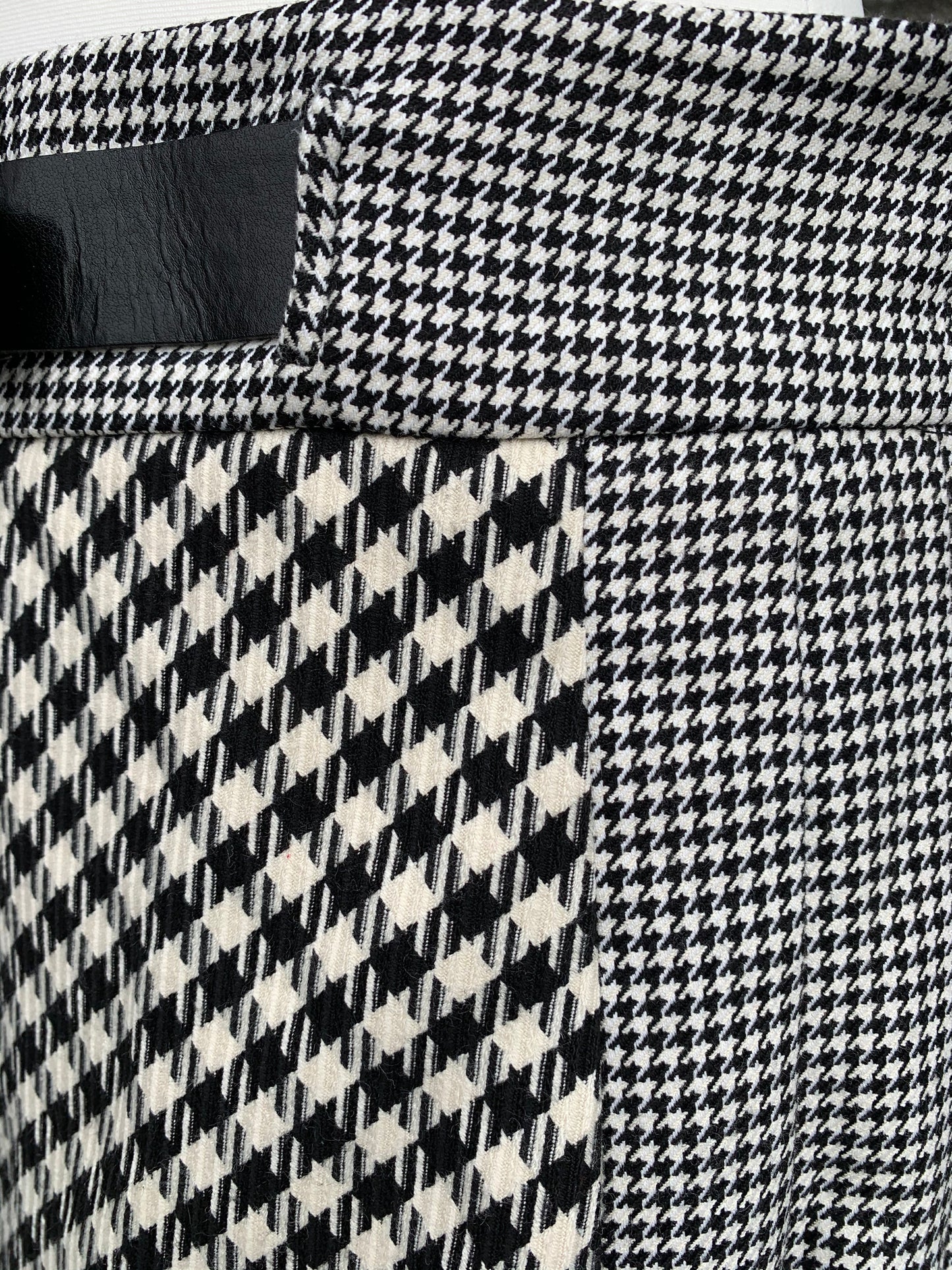 Houndstooth pleated skirt uk 10