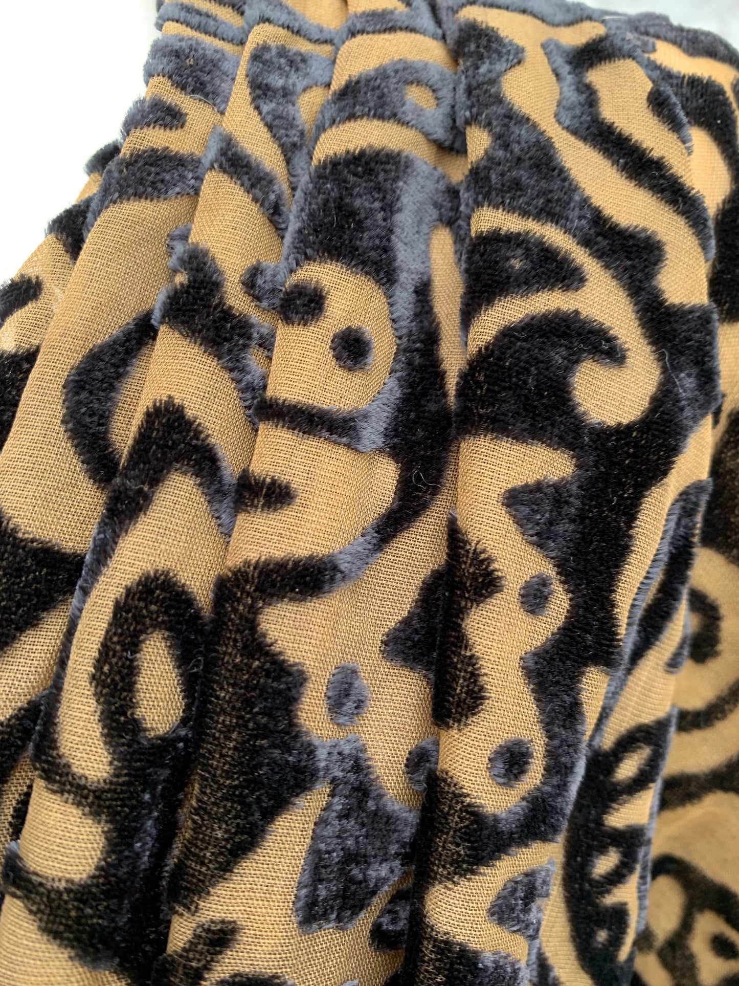 Old gold velvet dress uk 8