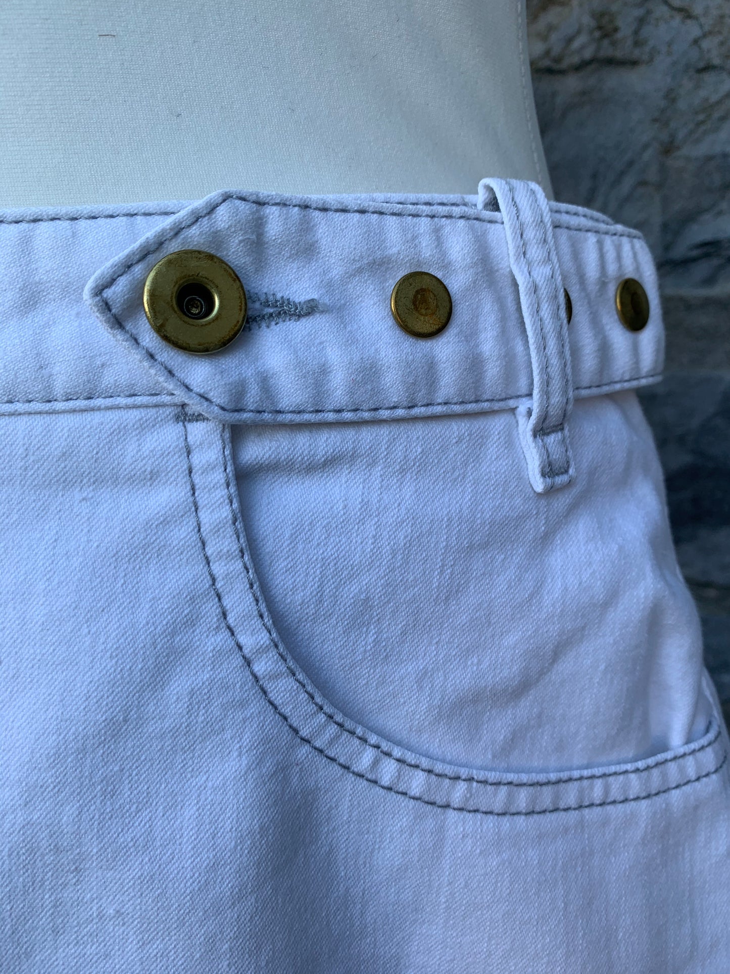 White denim skirt uk 10