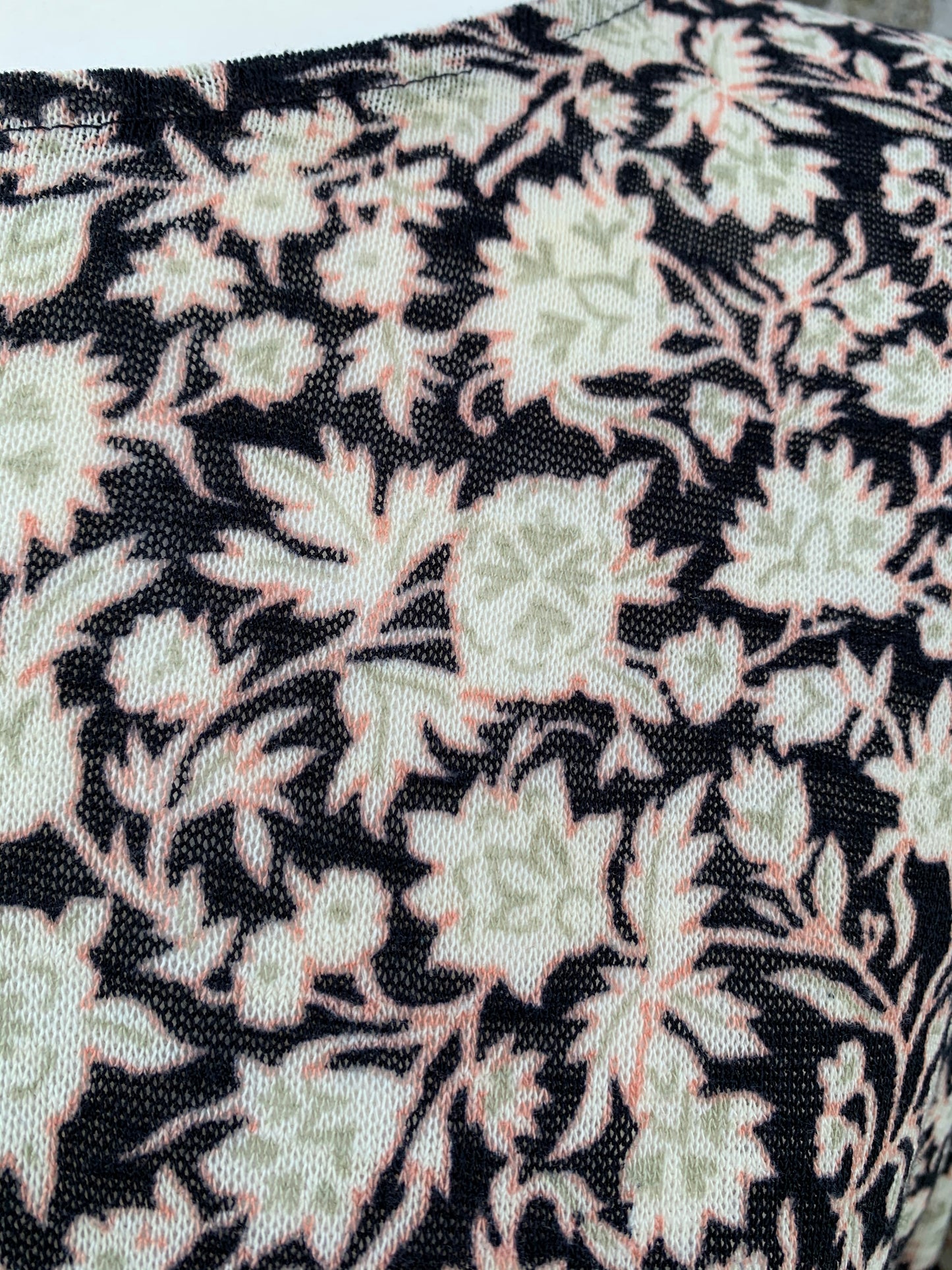 Floral top uk 12