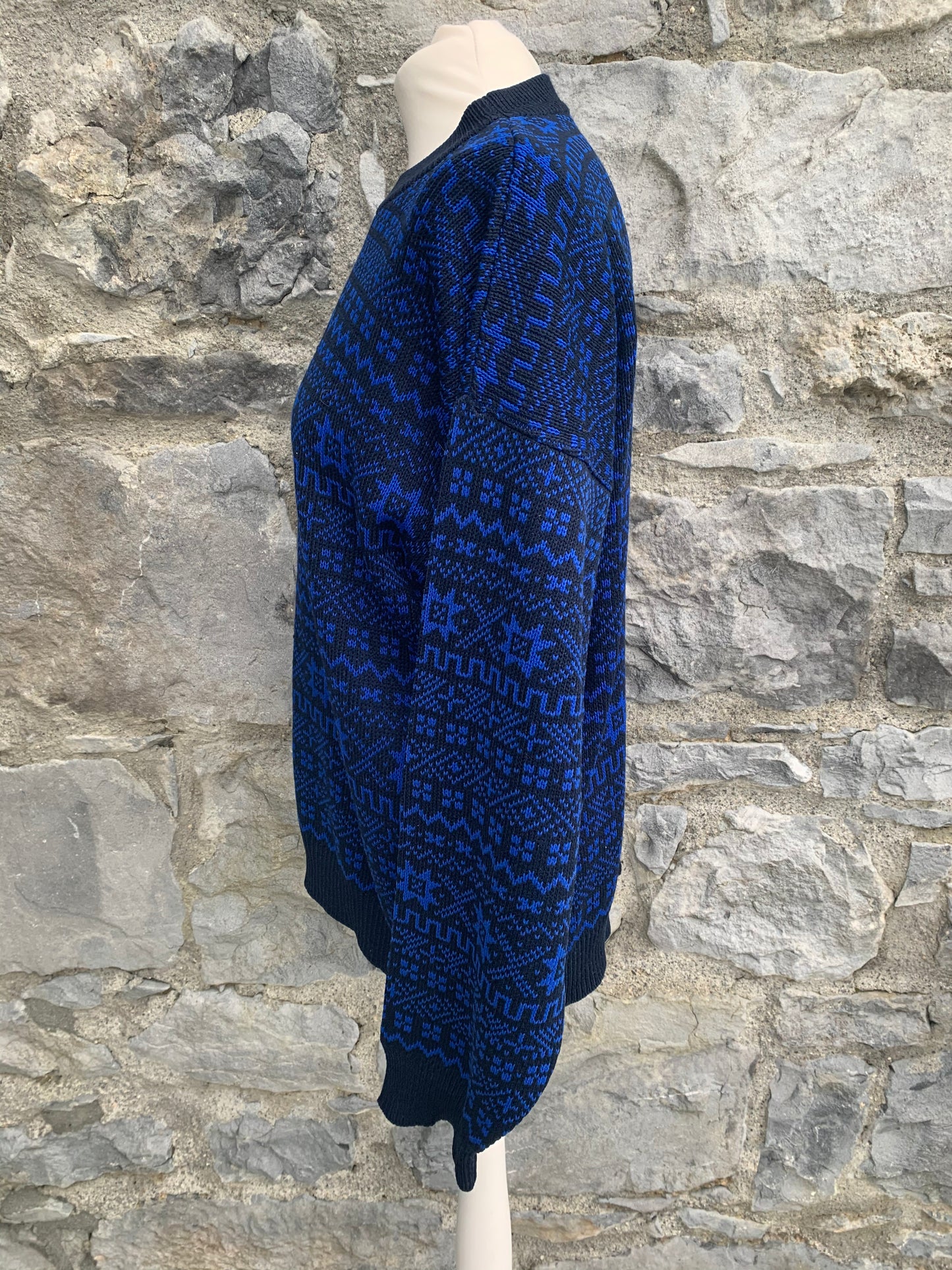 80s blue geometric jumper Medium
