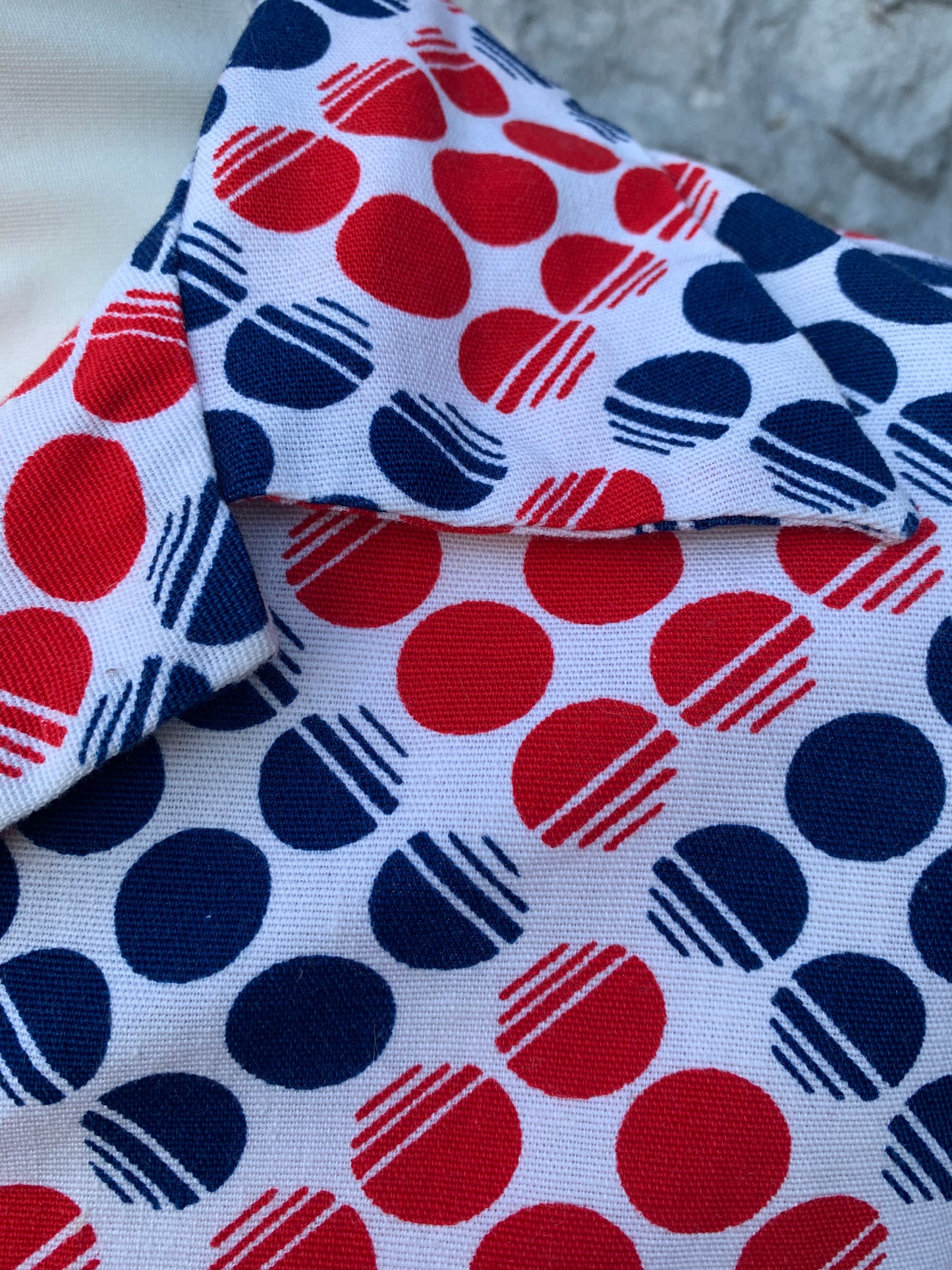 Conrads 70s cropped big dots top uk 10