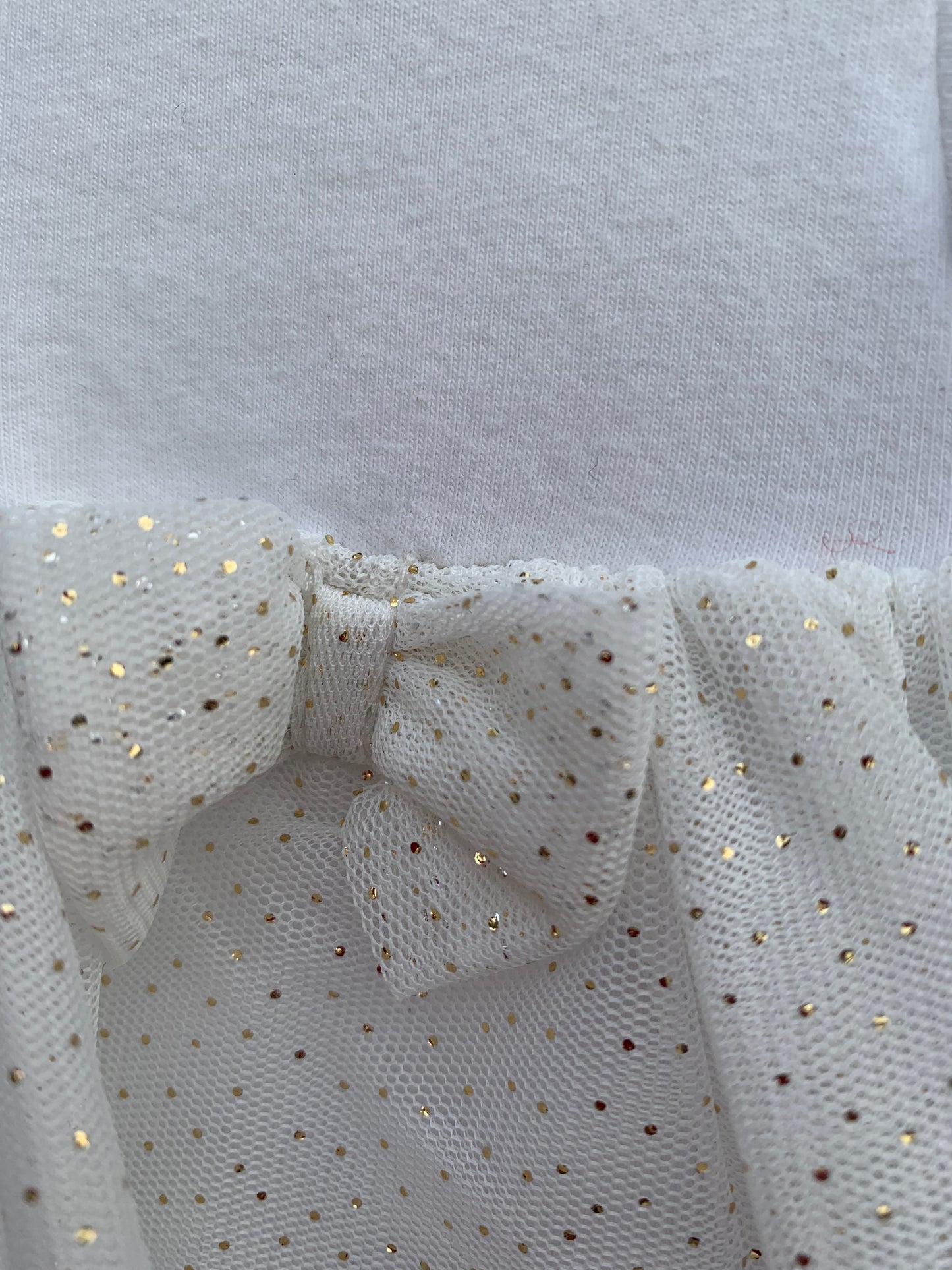 White vest with skirt 2-4m (62cm)