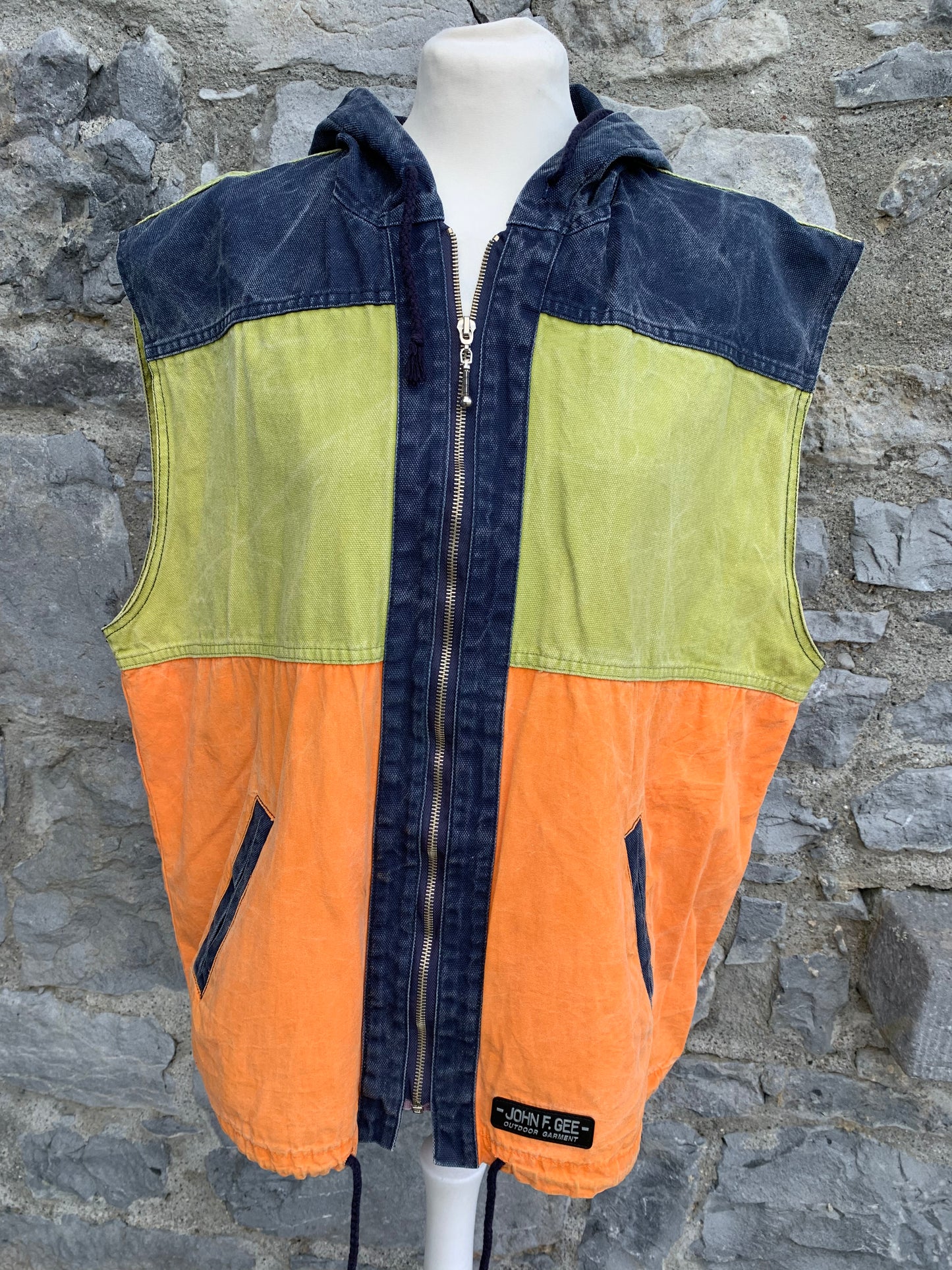 Colourful sleeveless denim jacket M/L
