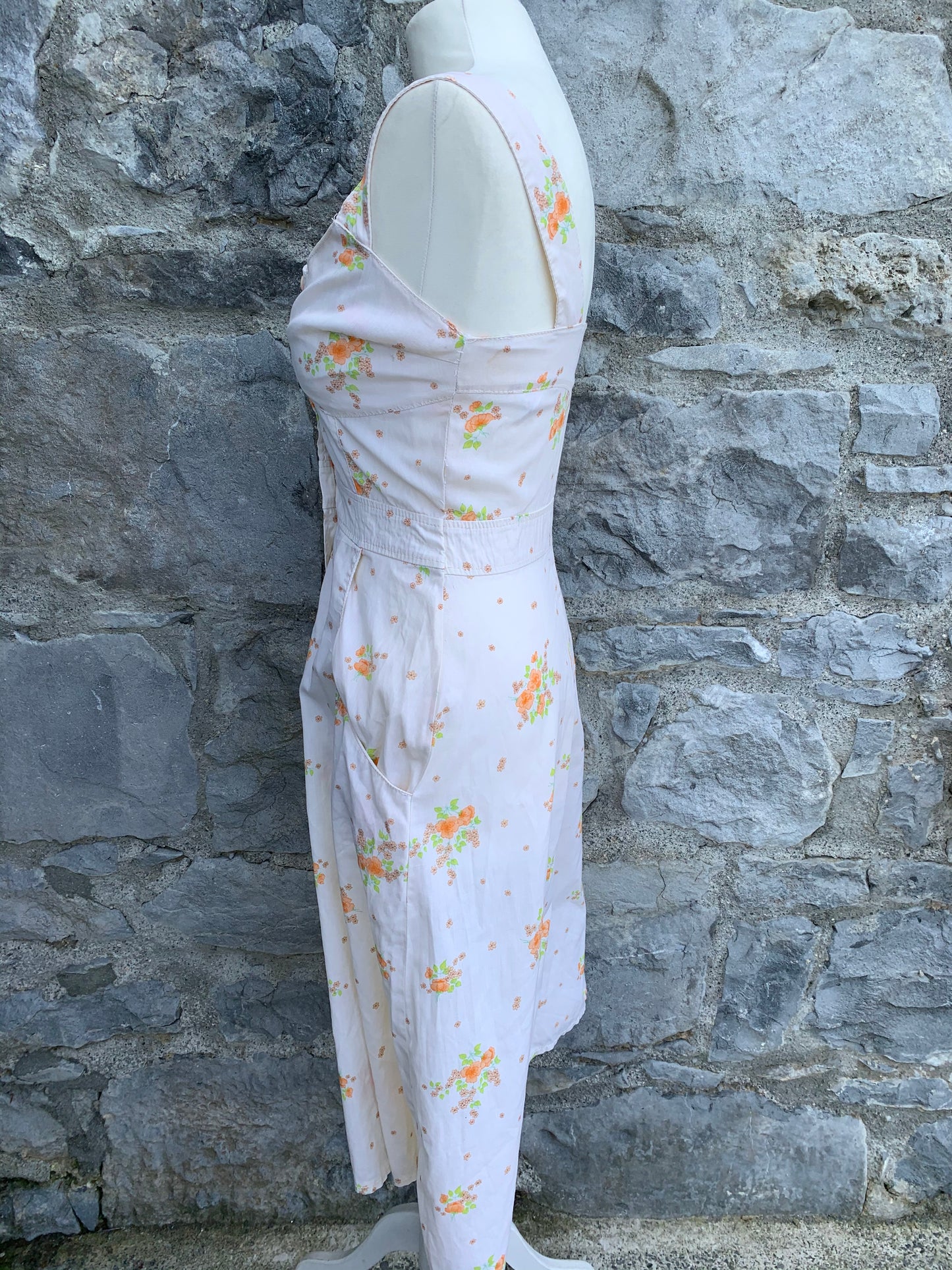 Dana 70s white dress with flowers uk 6