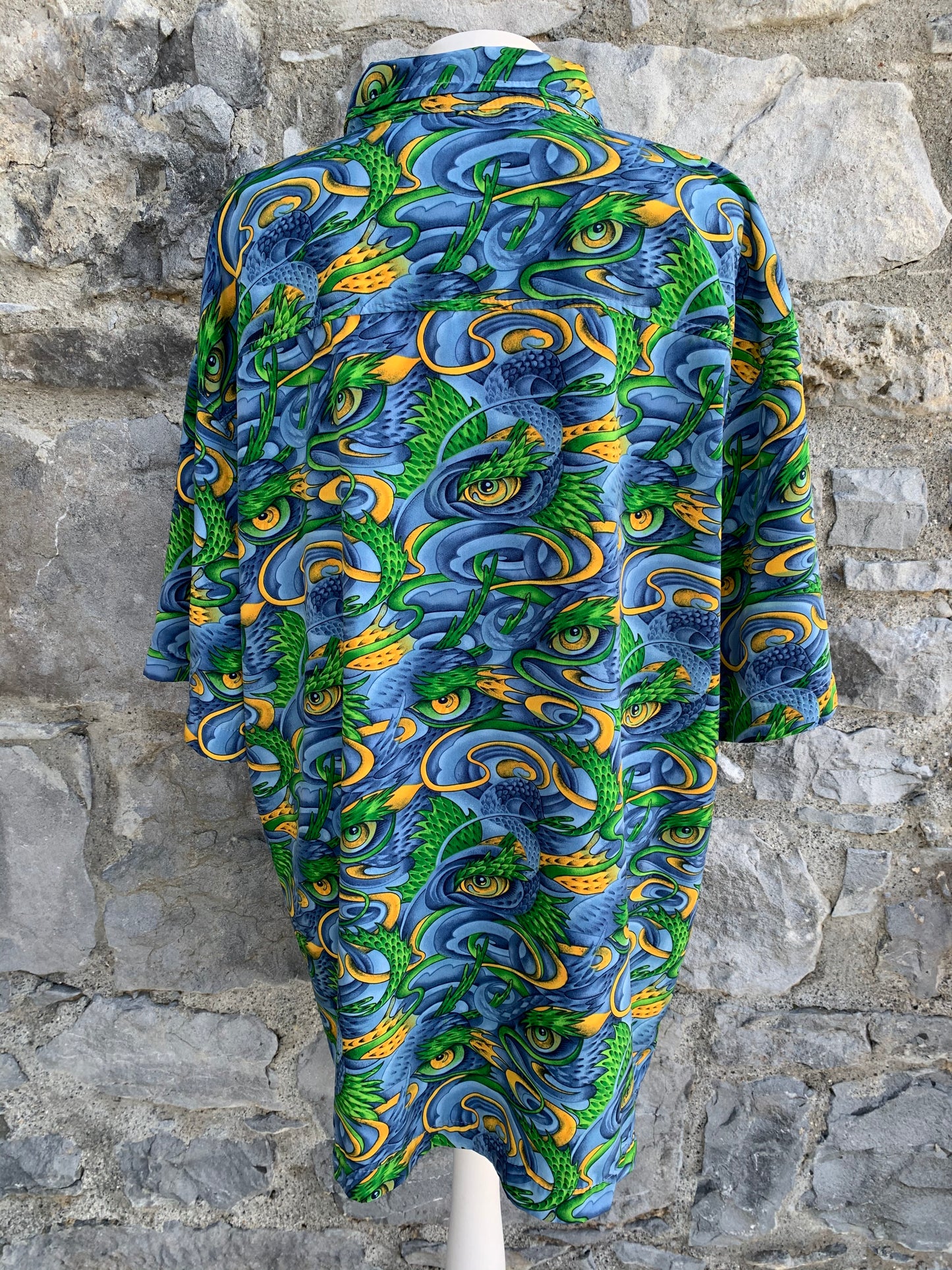 Rusty dragons shirt Large