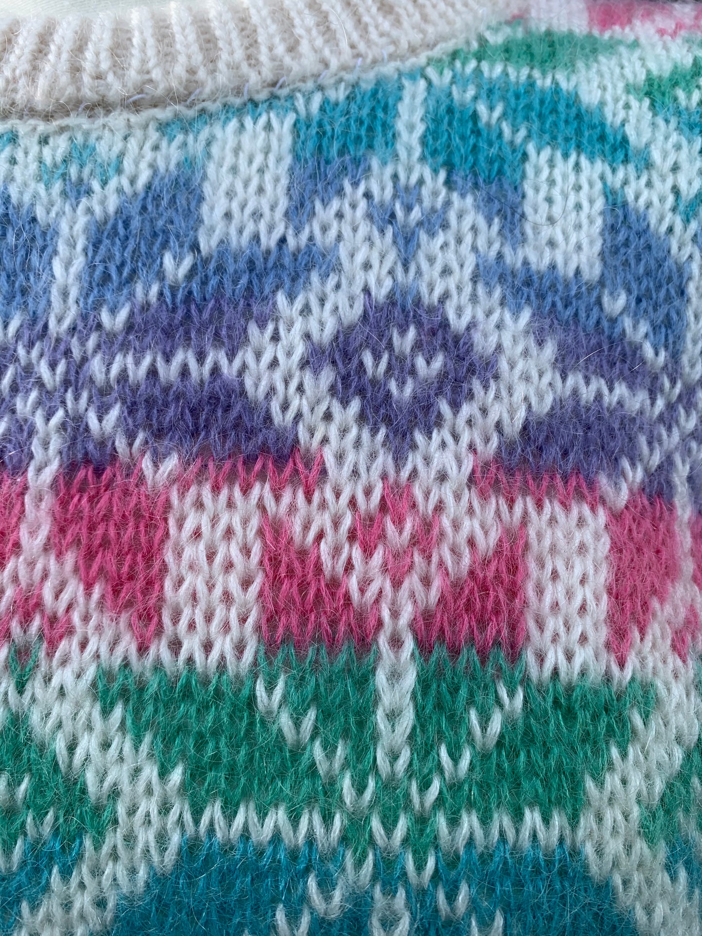 Rainbow ombré snowflakes jumper uk 12-14