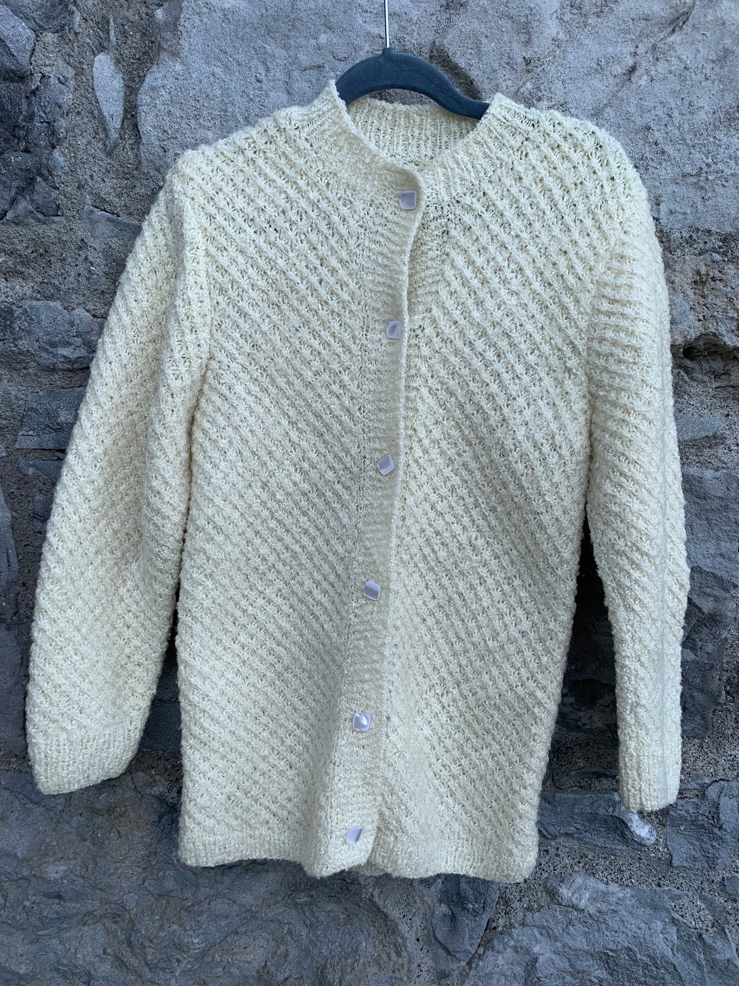 Cream handmade cardigan 9-10y (134-140cm)