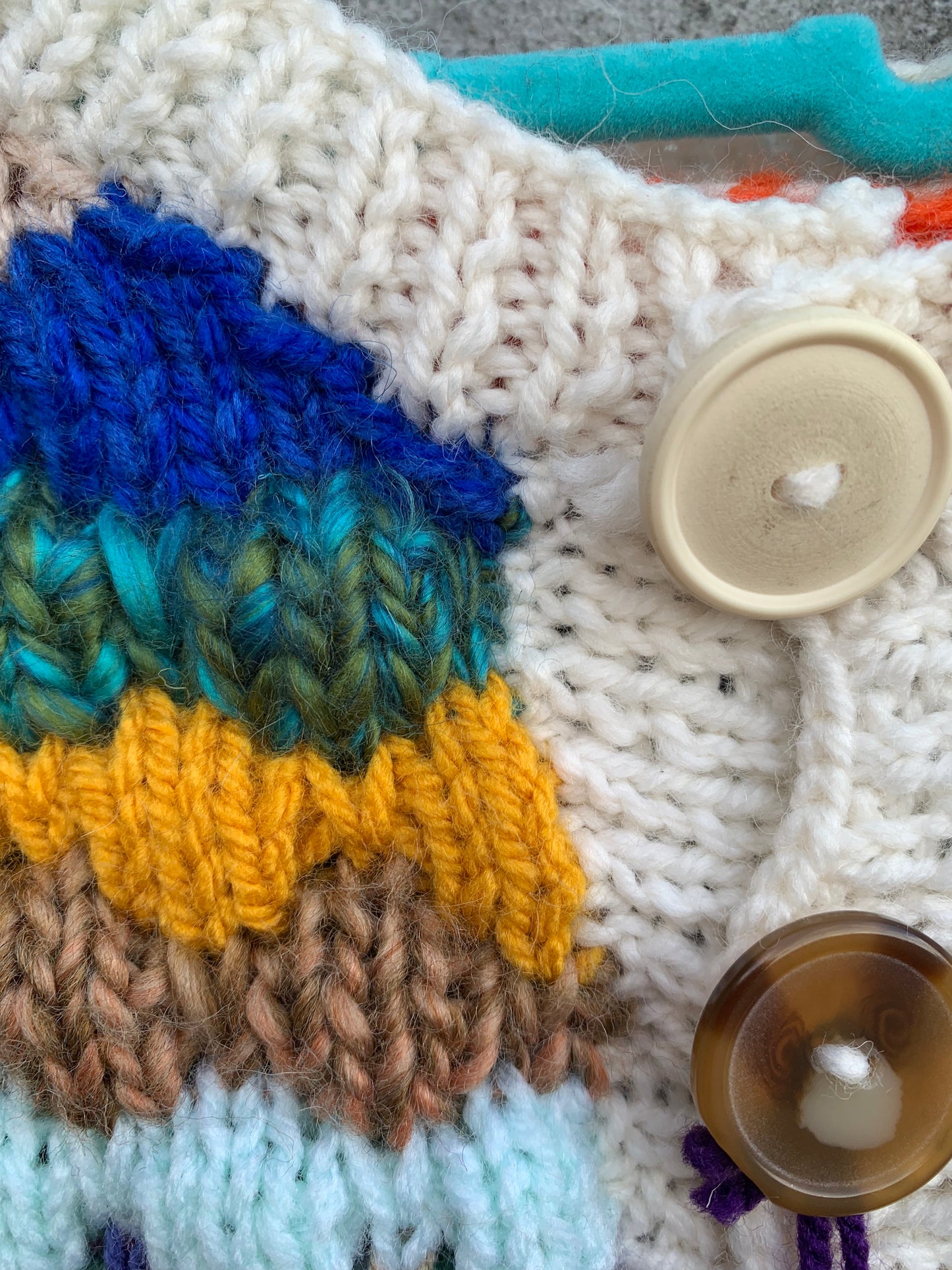 Chunky knit rainbow cardigan 2-3y (92-98cm)