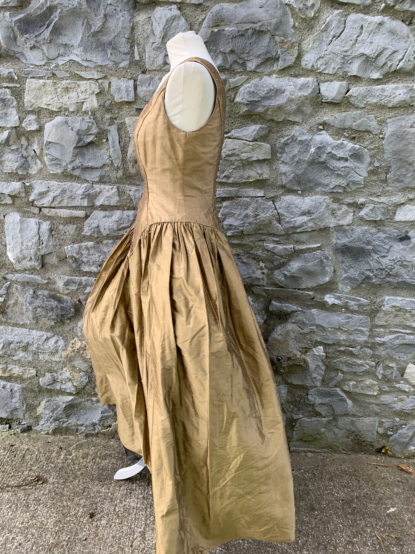 Gold evening maxi dress uk 8