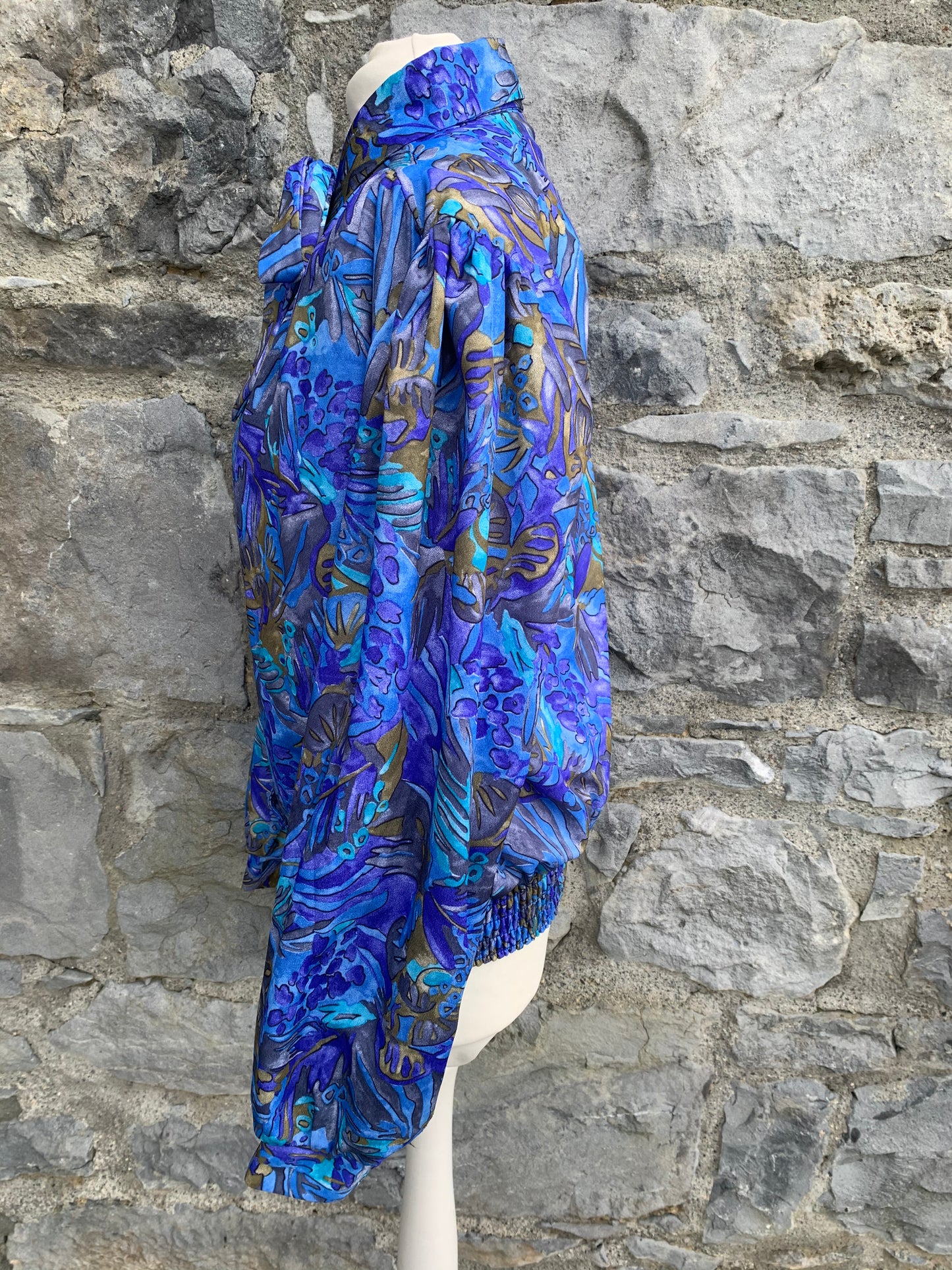 Blue blouse with a bow uk 16