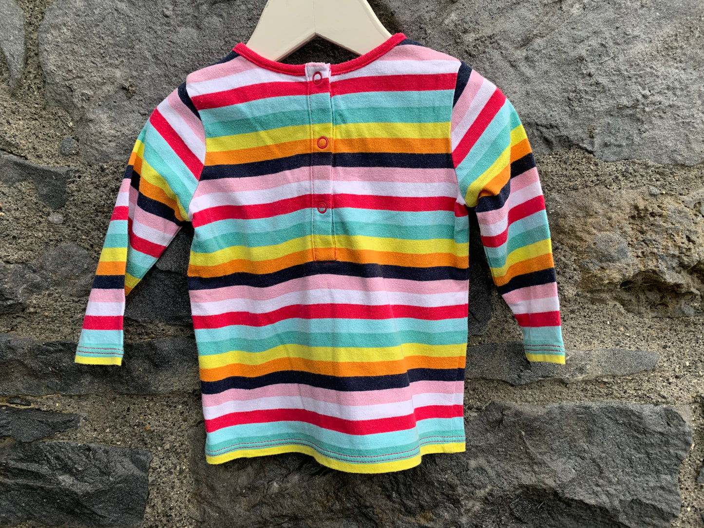 Rainbow stripes top 0-3m (56-62cm)
