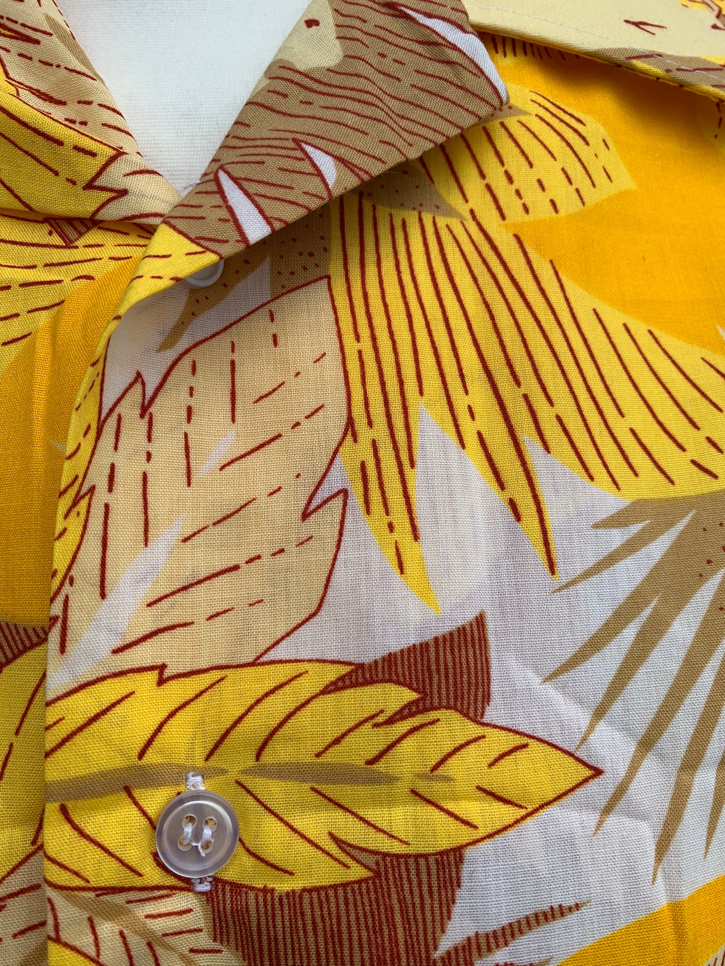 Club 70s yellow leaves&pumas shirt Medium
