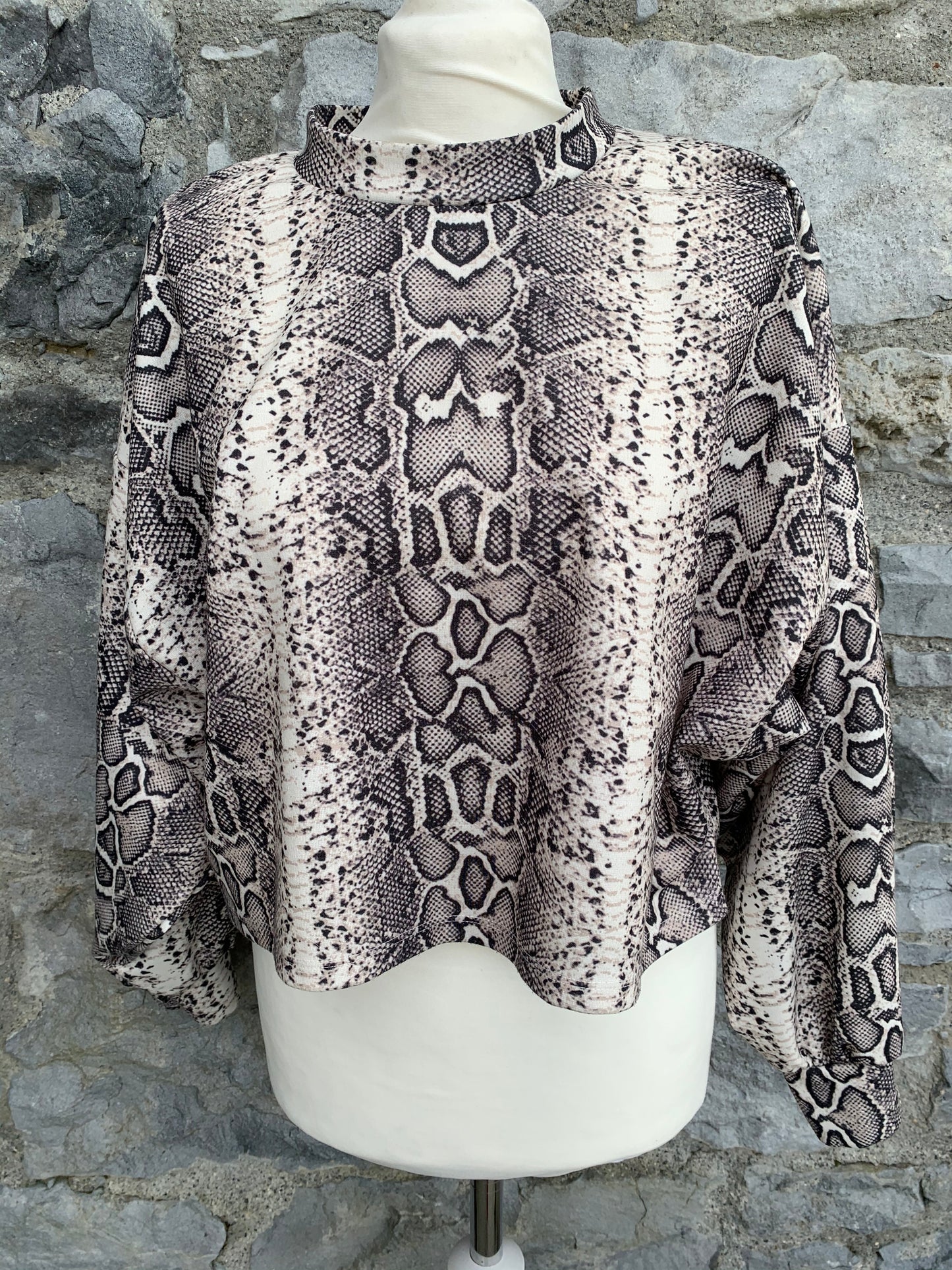 Snake skin oversized top uk 10-12
