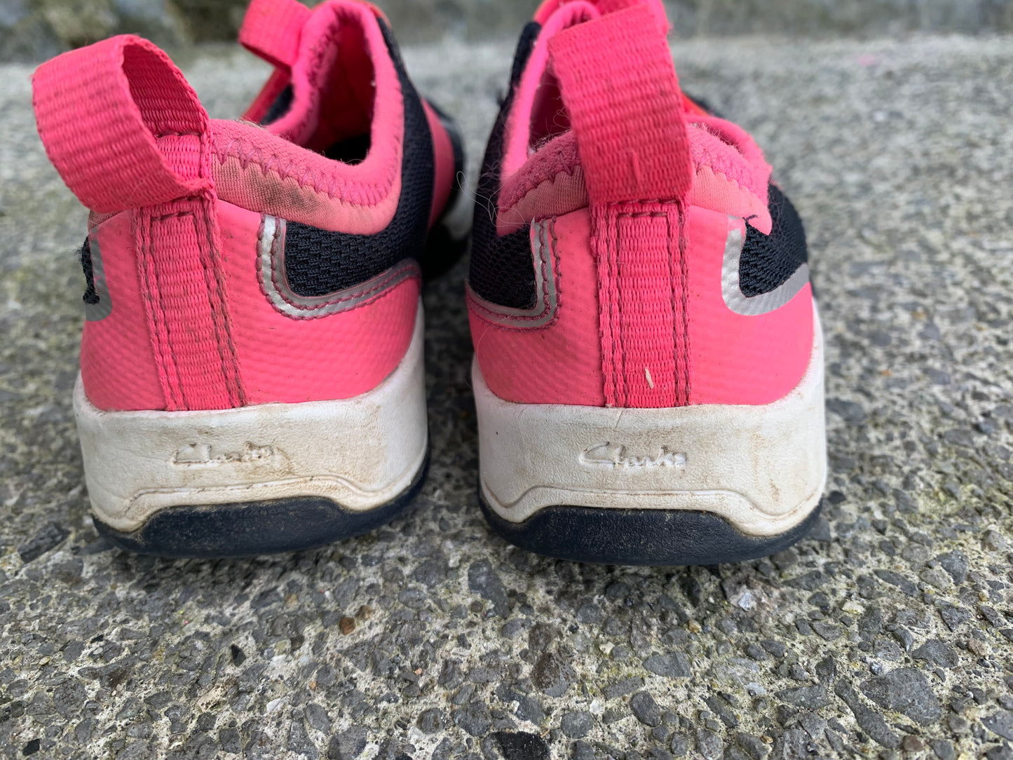 Navy&pink runners uk 10.5E (eu 28.5)