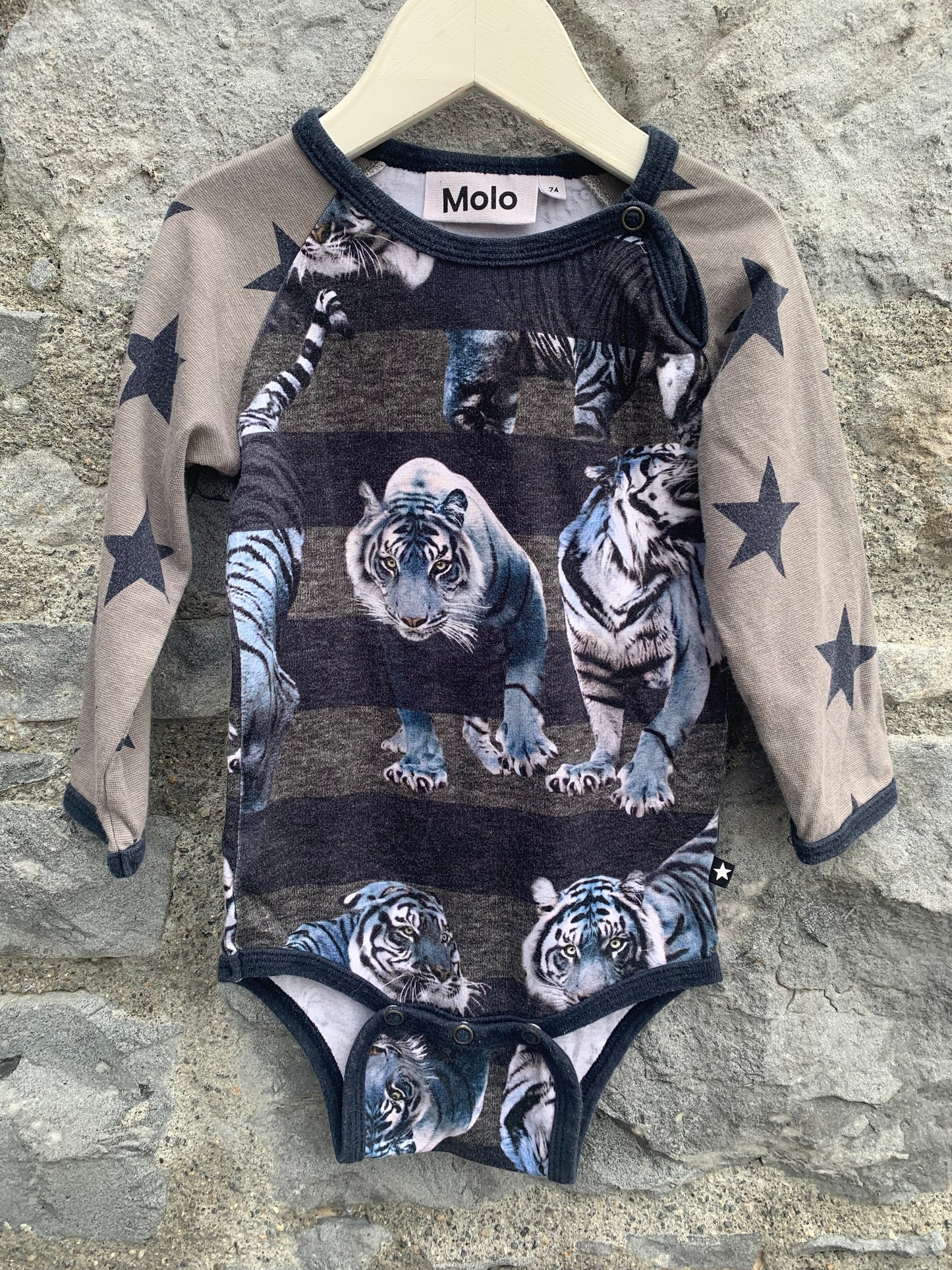Tigers&stars vest 9m (74cm)