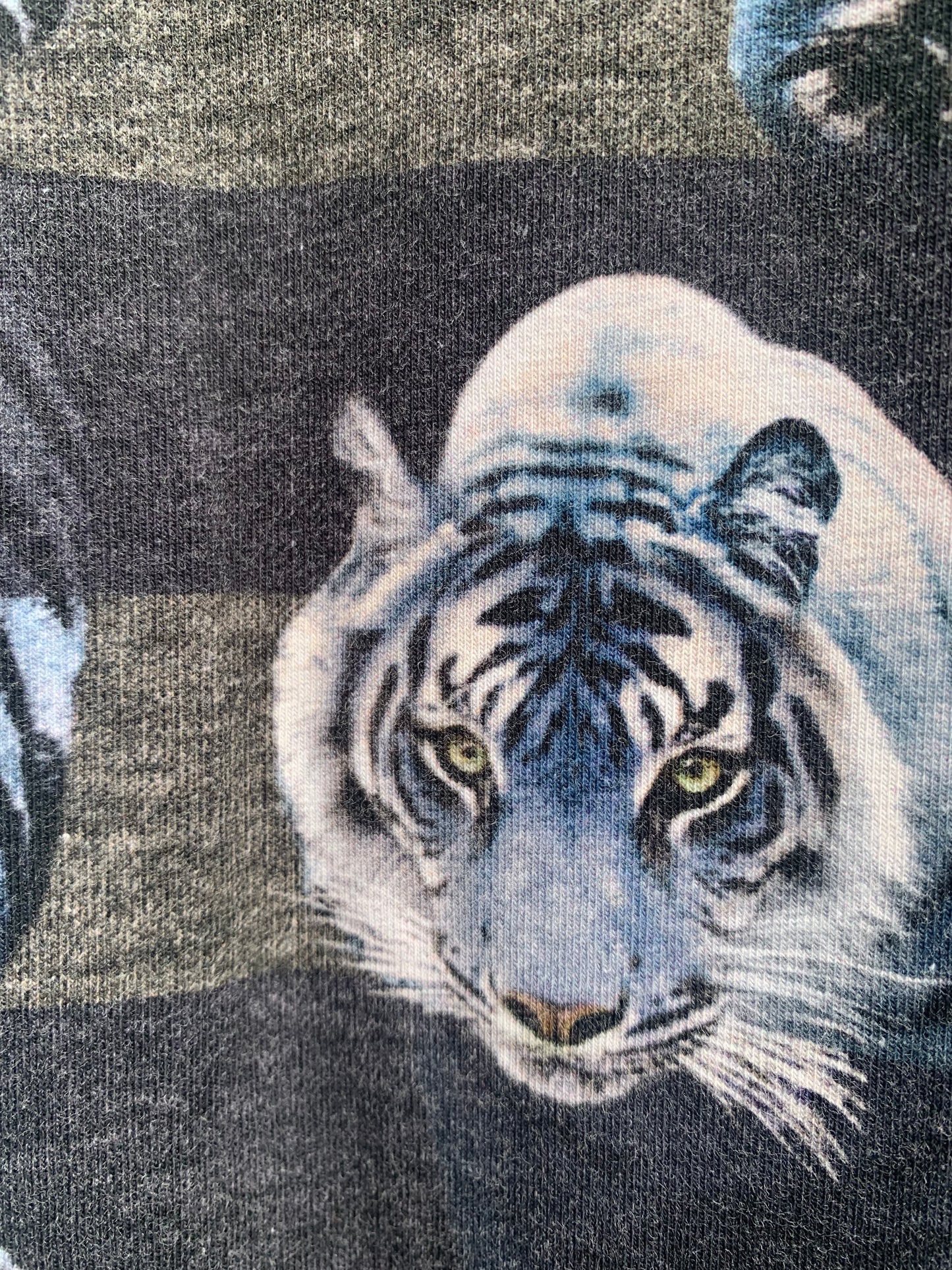 Tigers&stars vest 9m (74cm)
