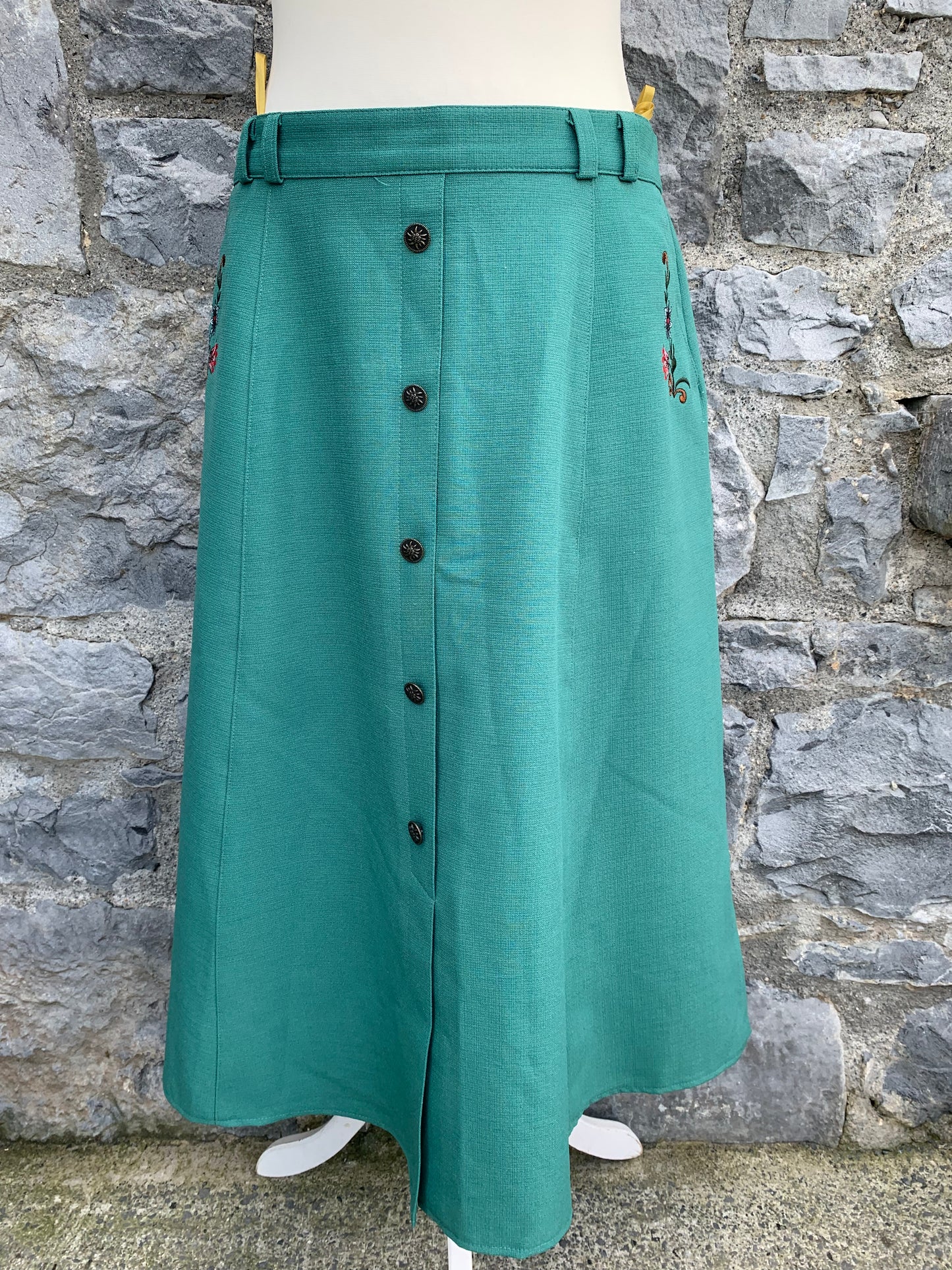 Trevira Bavarian skirt with embroidery uk 14