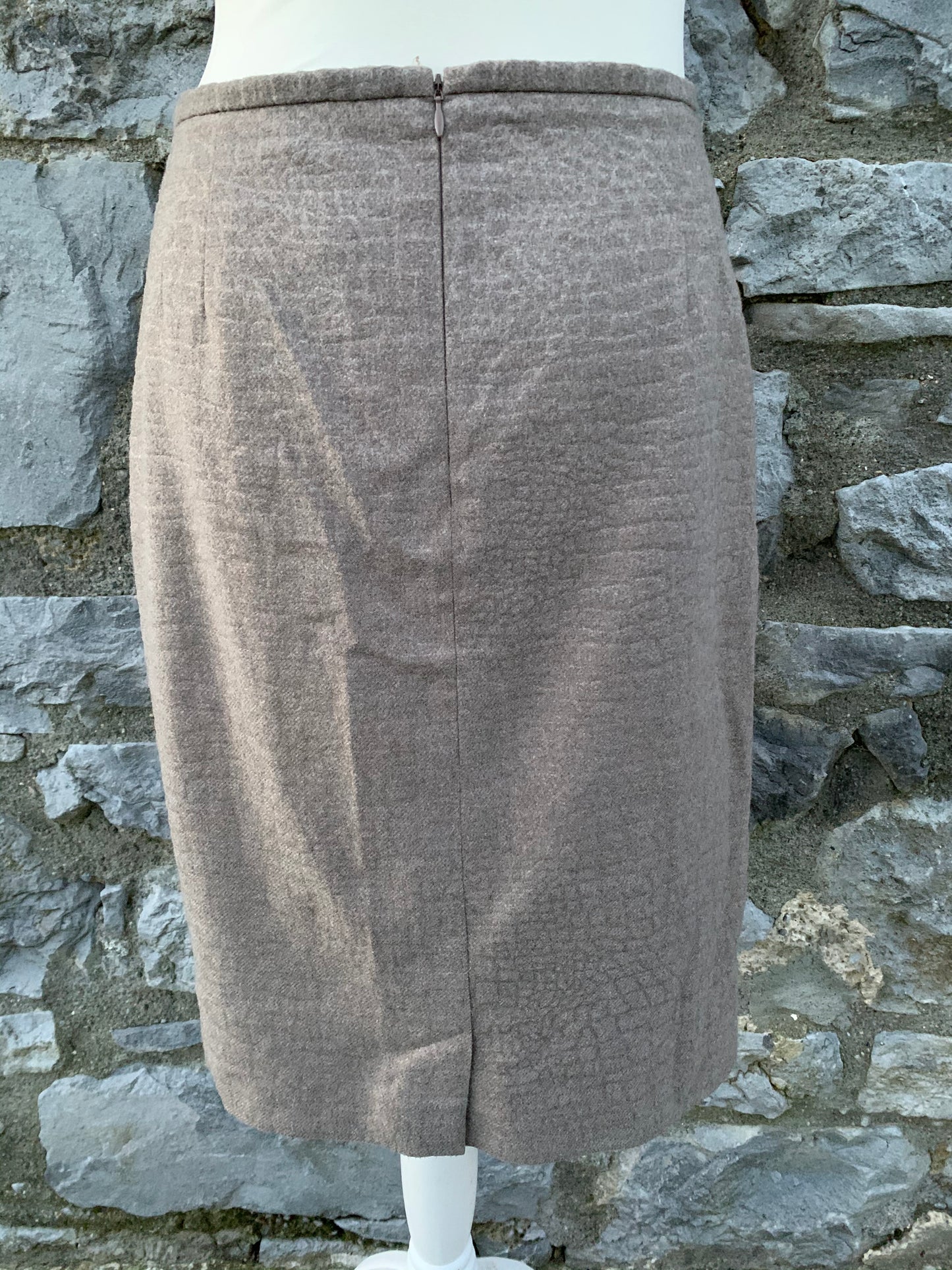 Beige pencil skirt uk 10