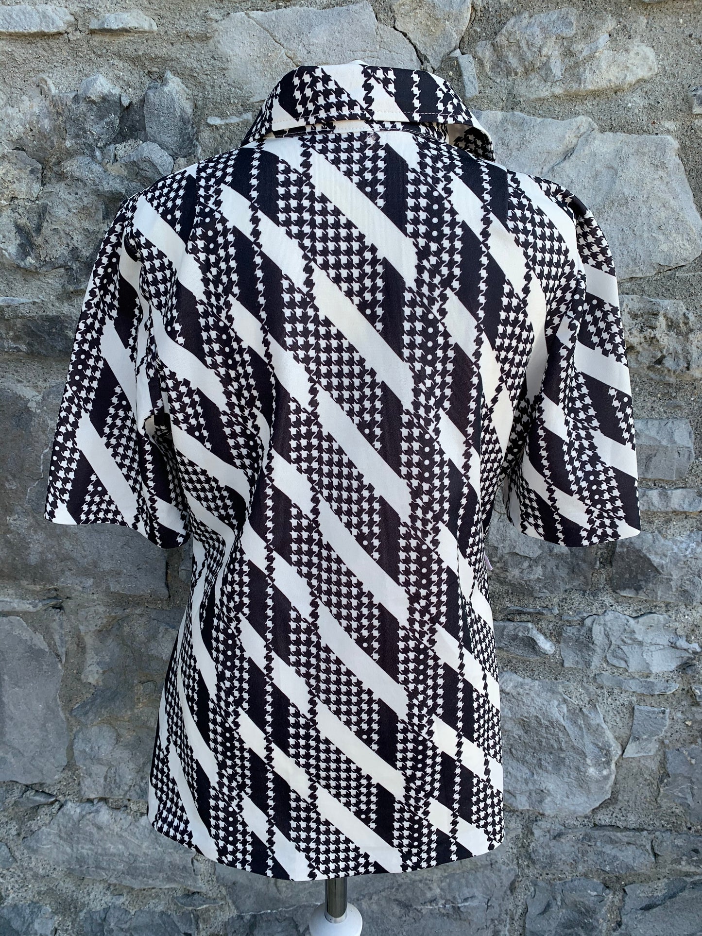 Olino 70s Black&white top uk 12