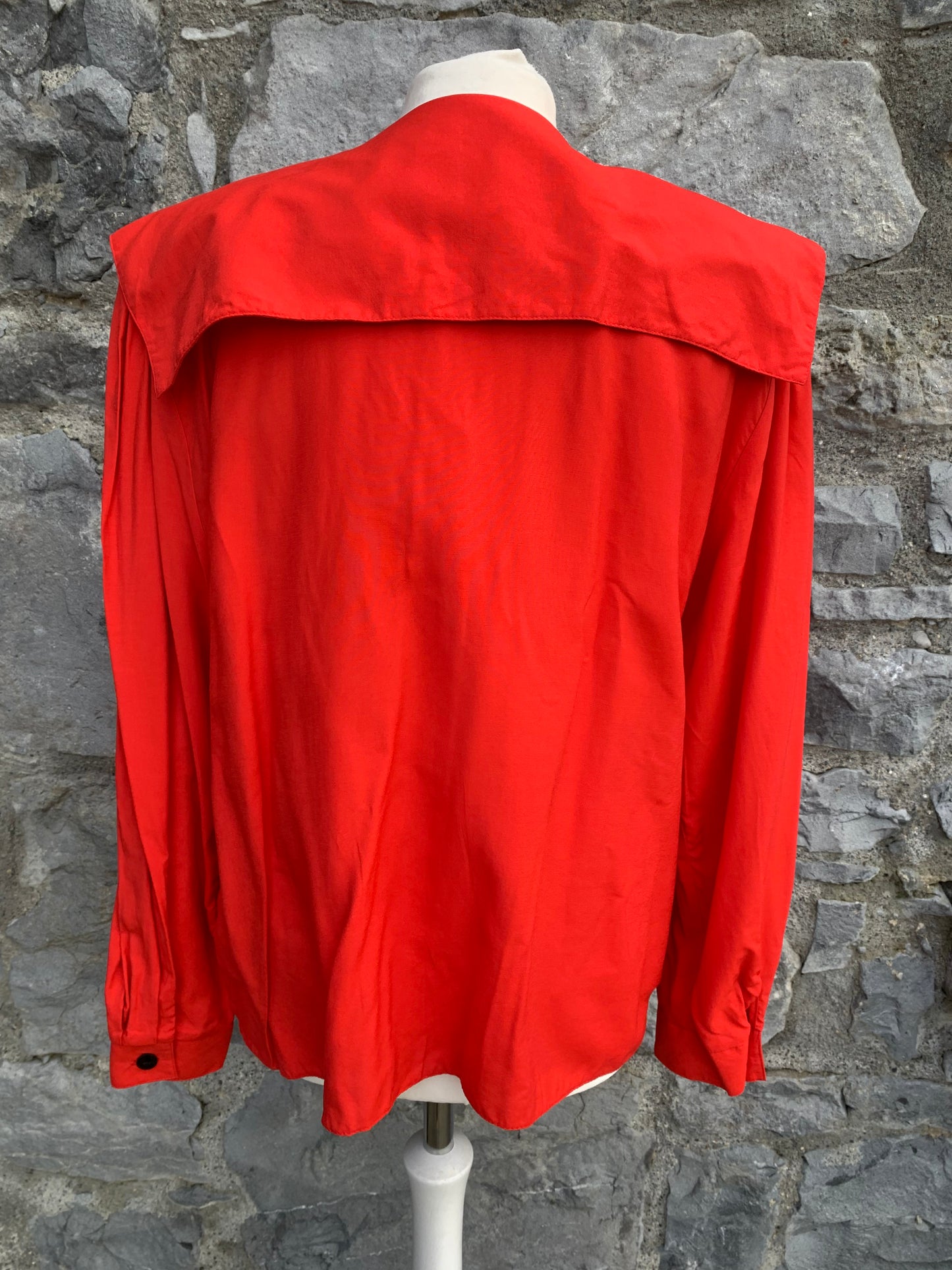 Red shirt with a big collar uk 12-14