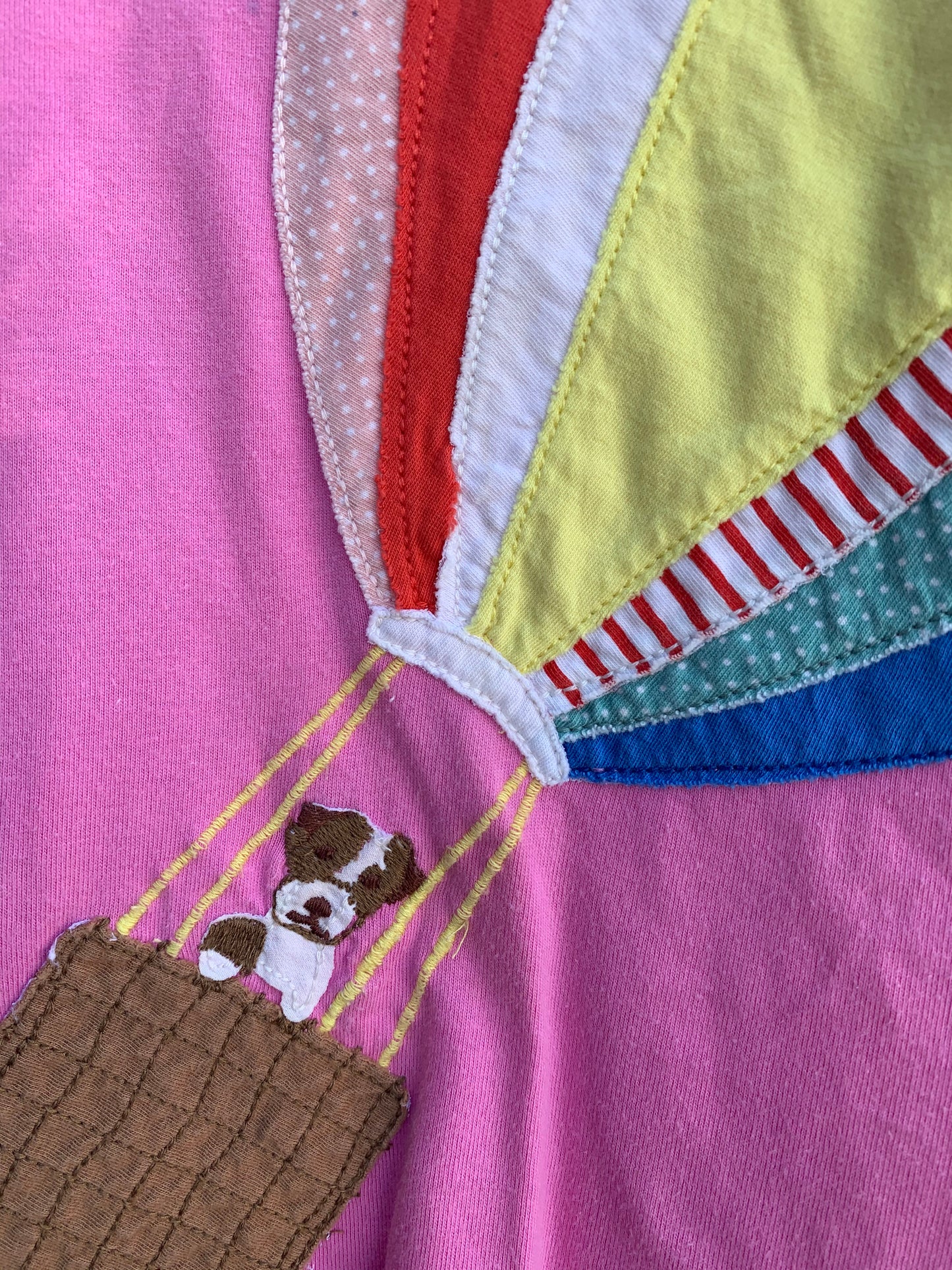 Dog in the balloon T-shirt 7-8y (122-128cm)