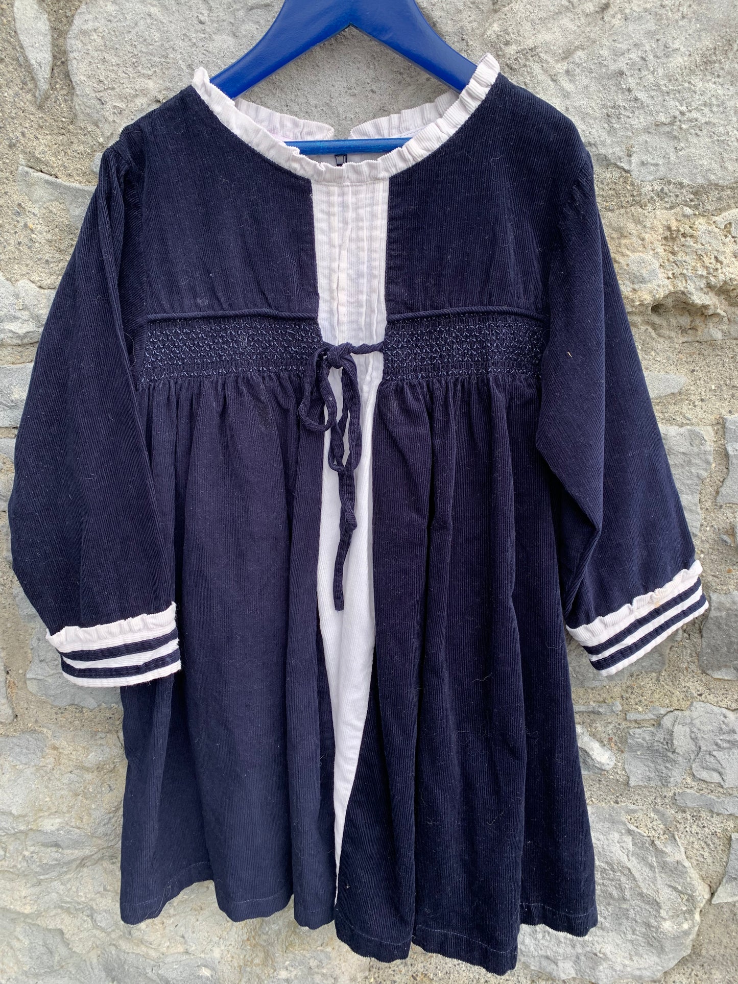 Navy cord dress 6-7y (116-122cm)
