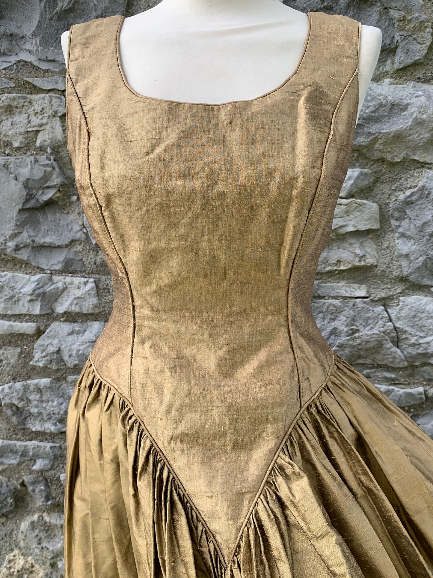 Gold evening maxi dress uk 8