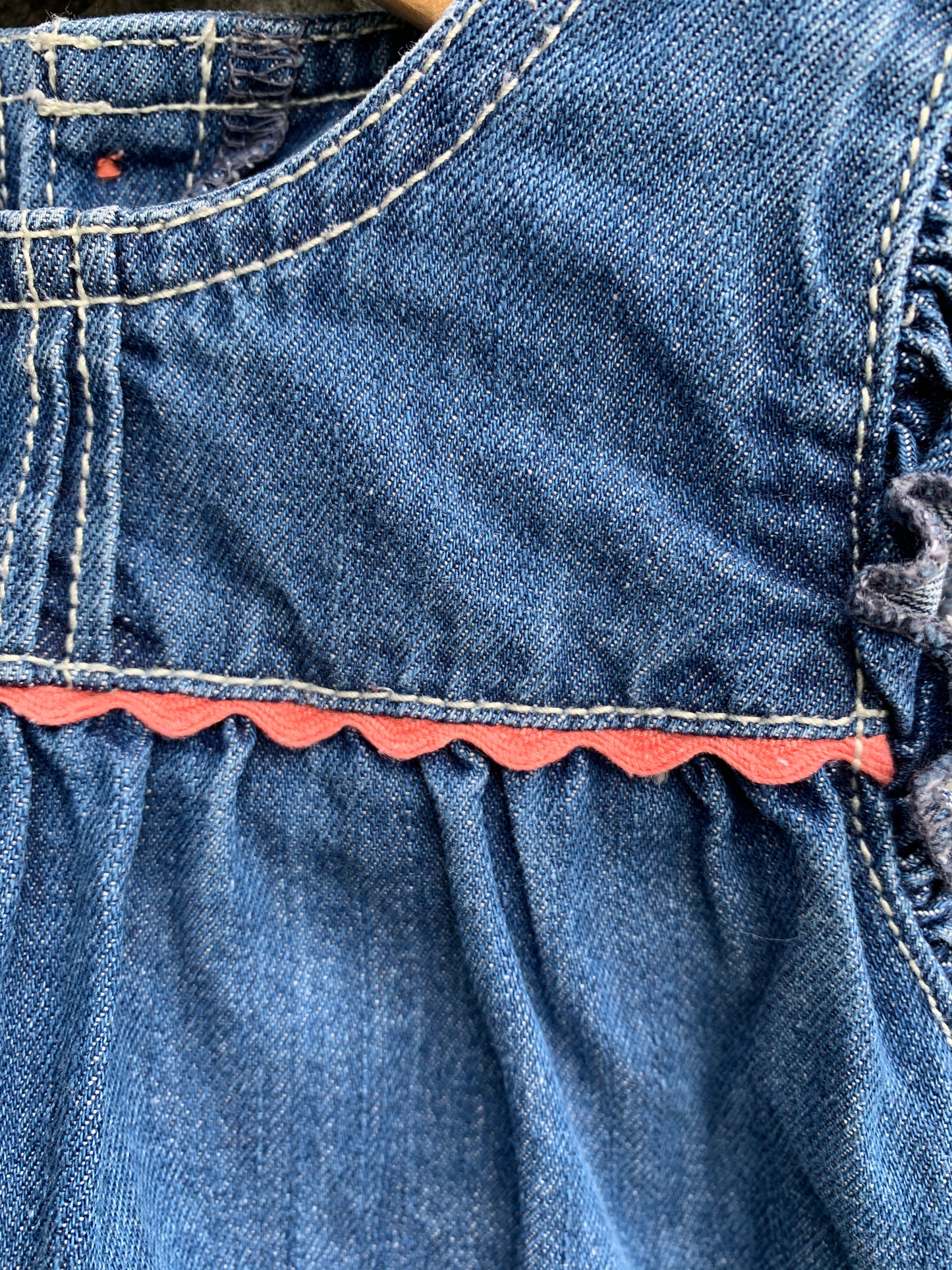 Denim pinafore with hearts pockets 3-6m (62-68cm)
