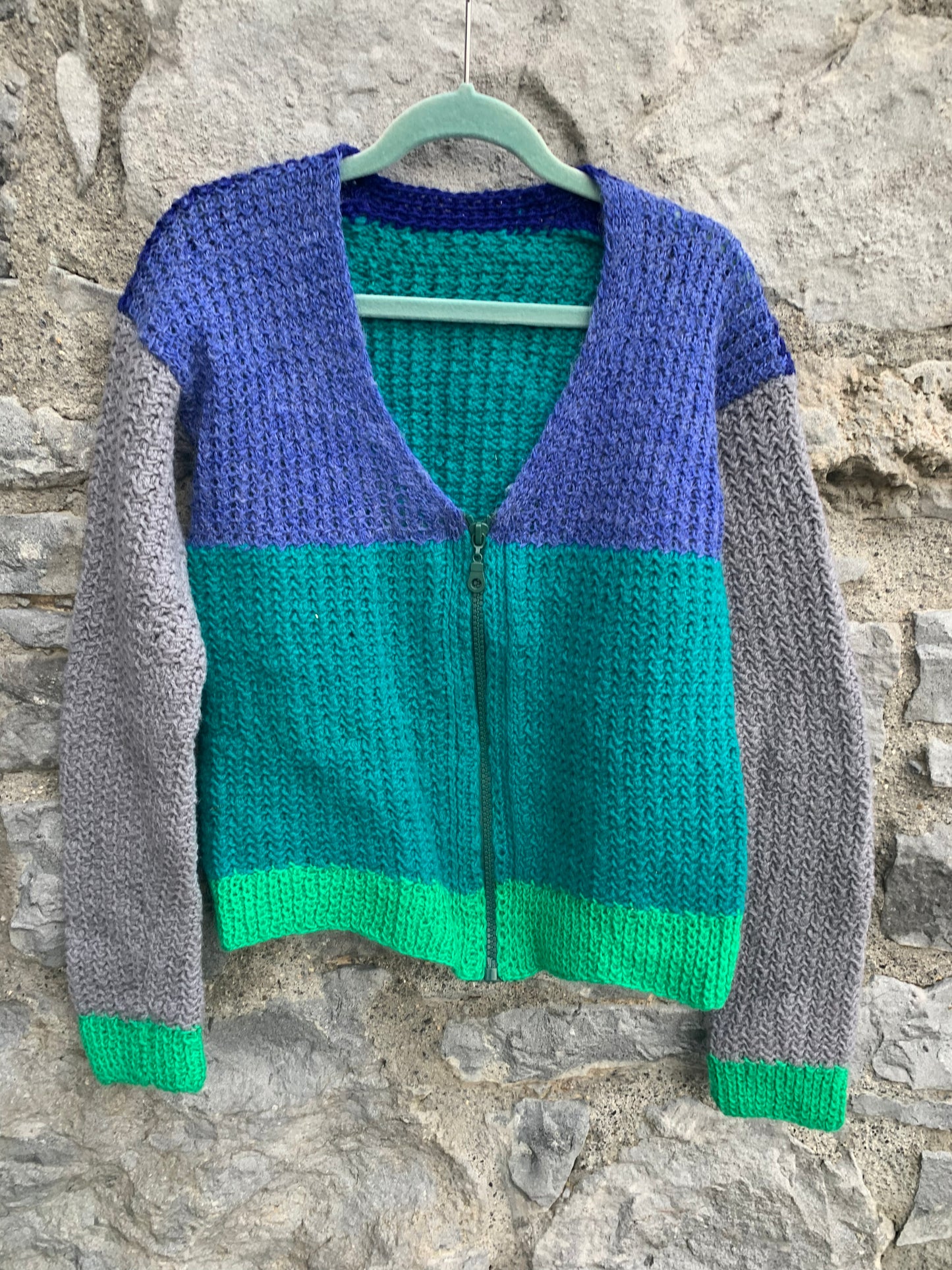 Knitted zipped cardigan 8y (128cm)