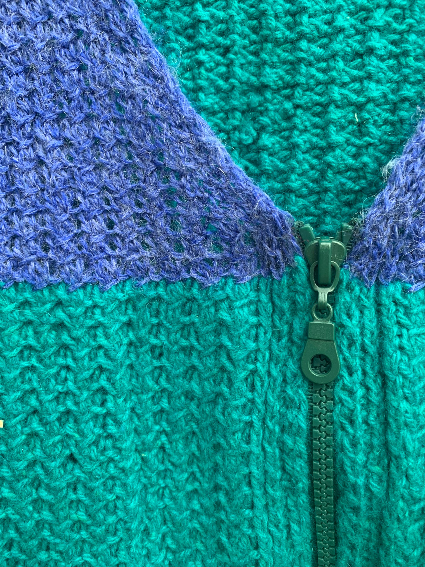 Knitted zipped cardigan 8y (128cm)