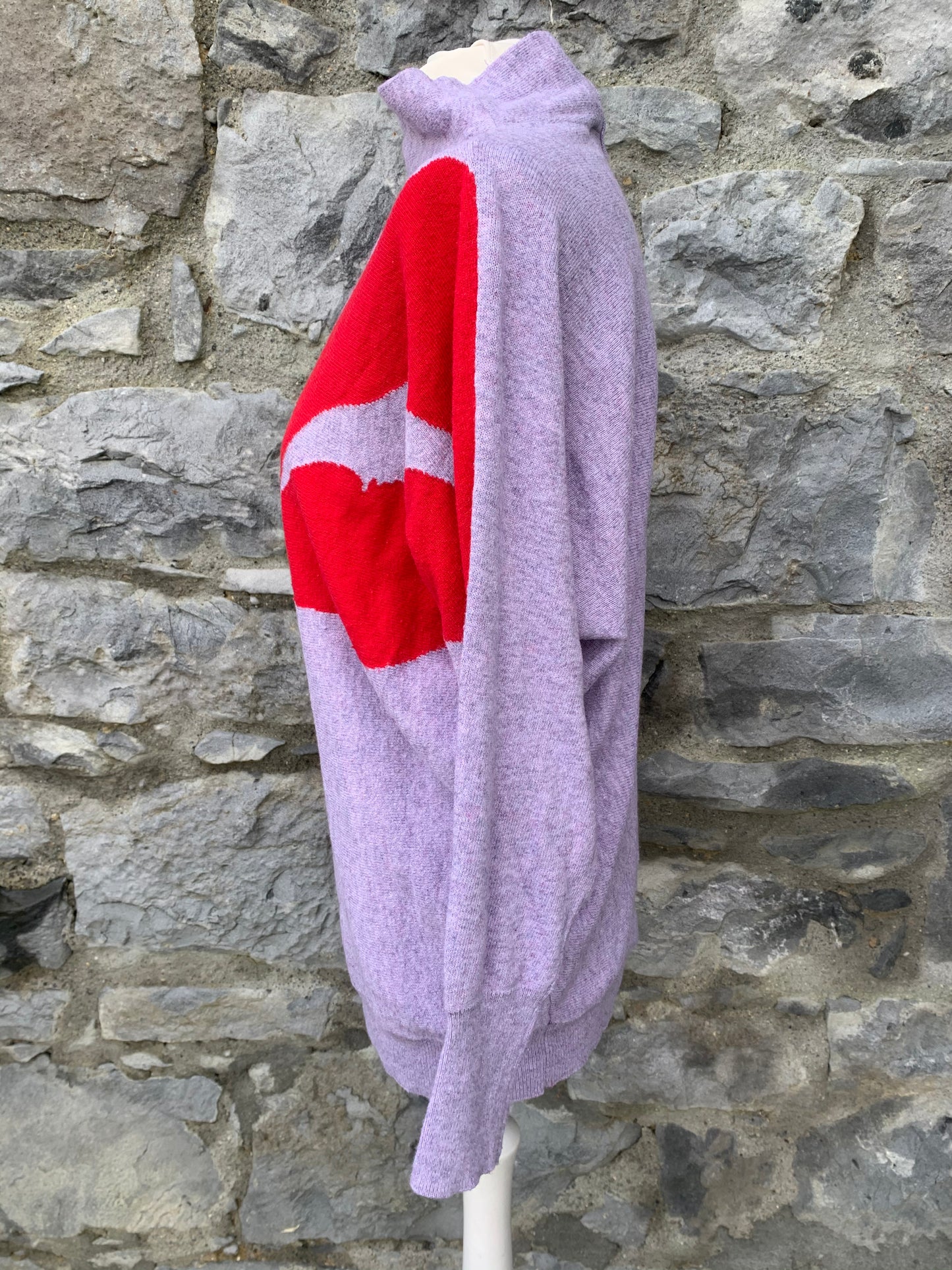Red lips jumper uk 10