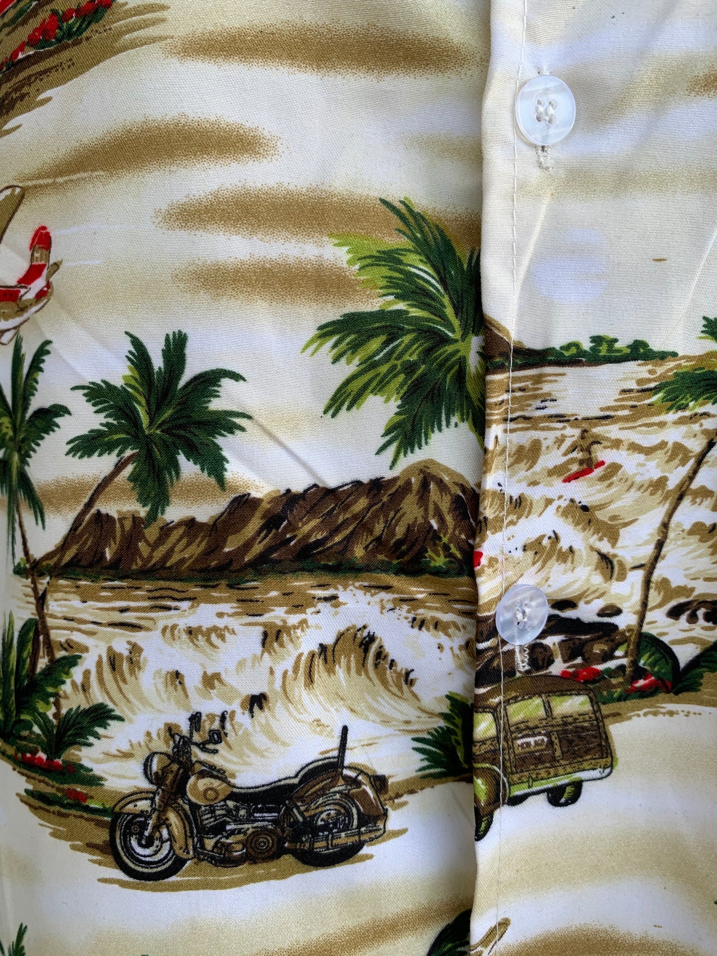 Chase palm trees&cars shirt Medium