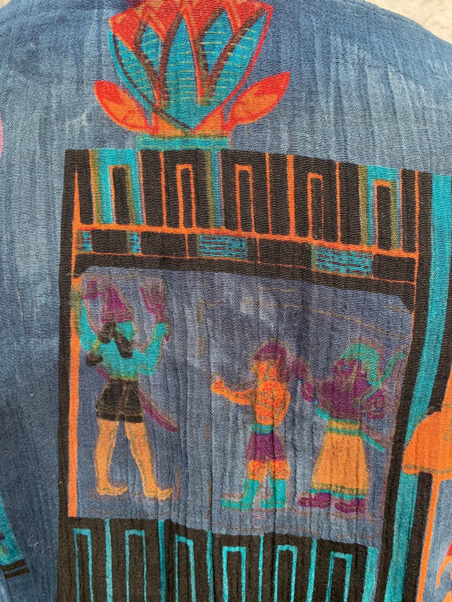 Peker top with Egyptian motifs uk 10