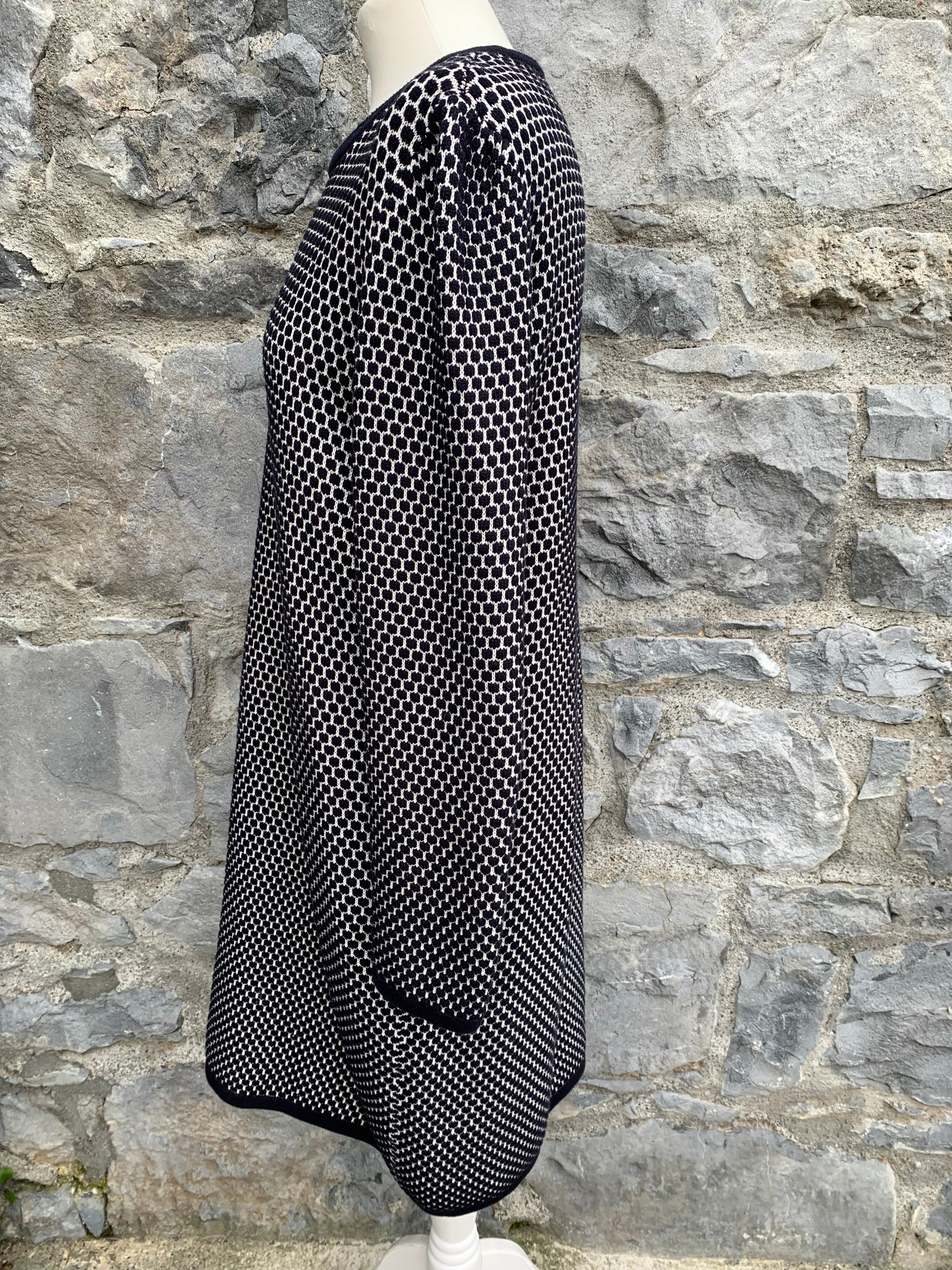 Black&white raised knit dress uk 14