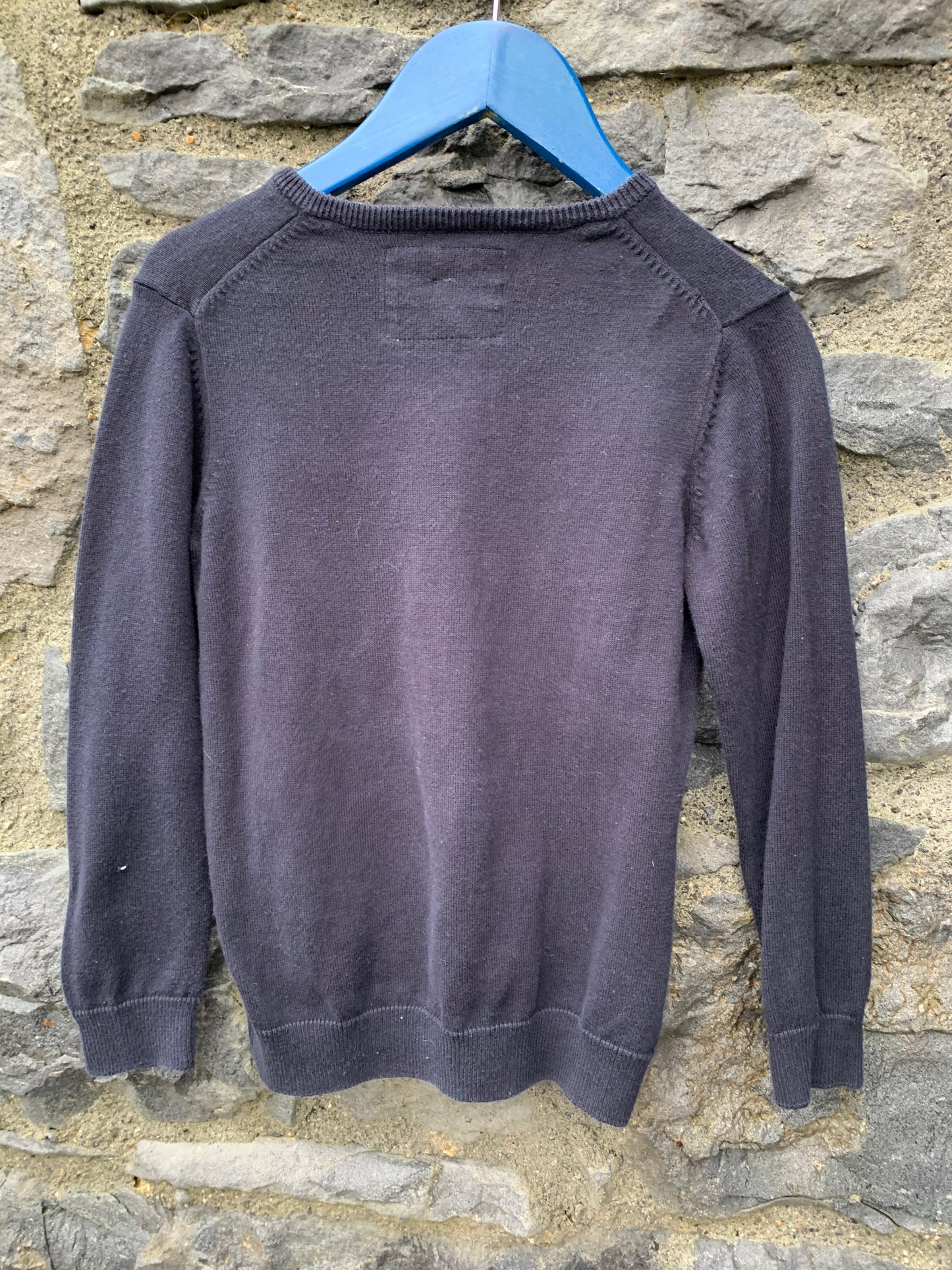 Navy jumper 5-6y (110-116cm)