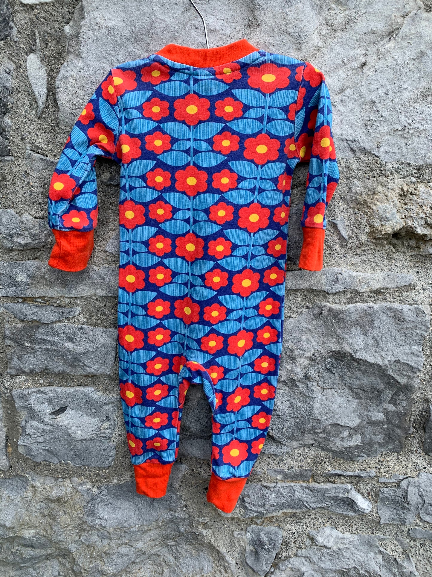 Kurbits onesie 6m (68cm)