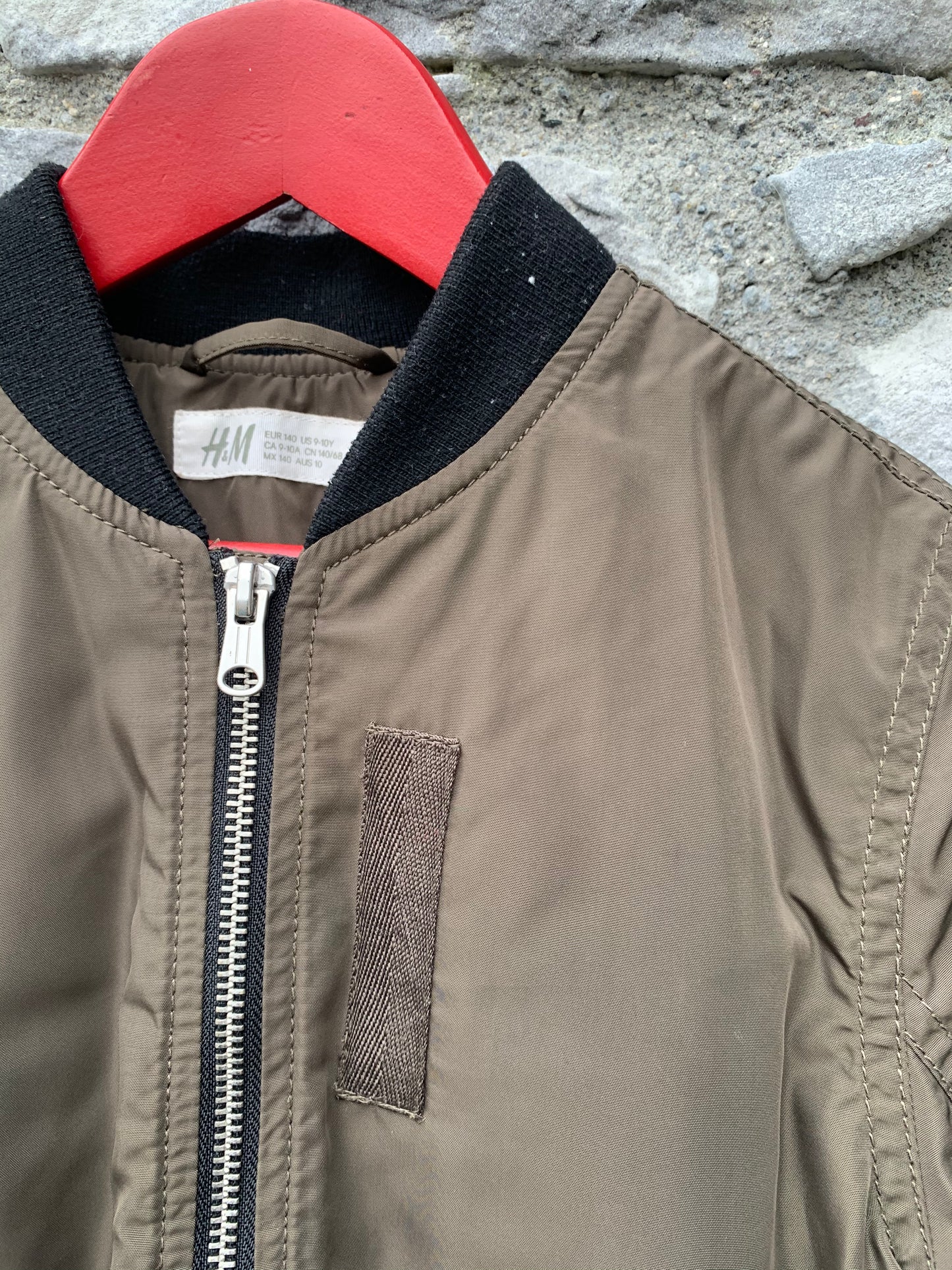 Green bomber jacket 9-10y (134-140cm)